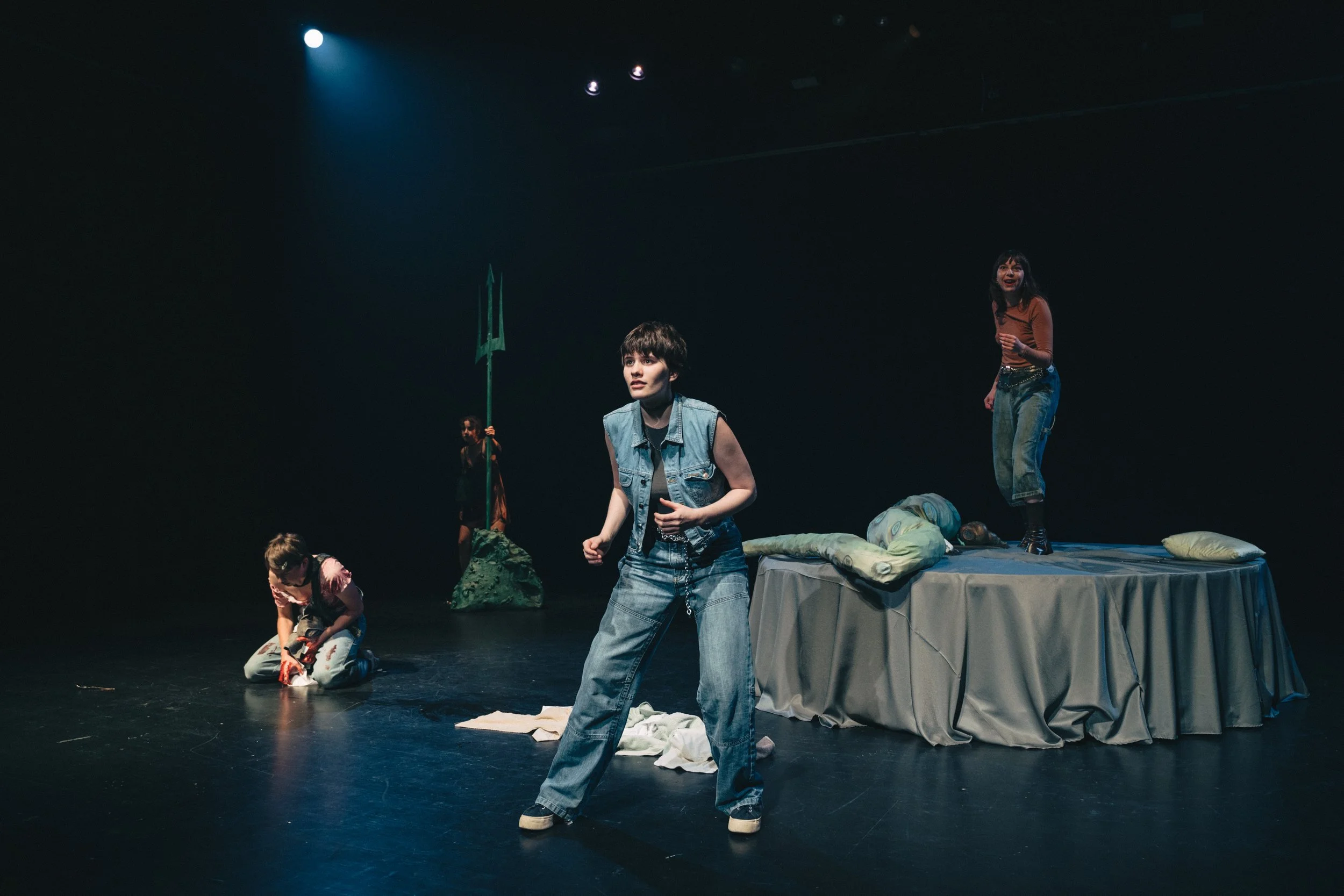 Ensemble in Like Lovers Do (Foto: Lea Greub)