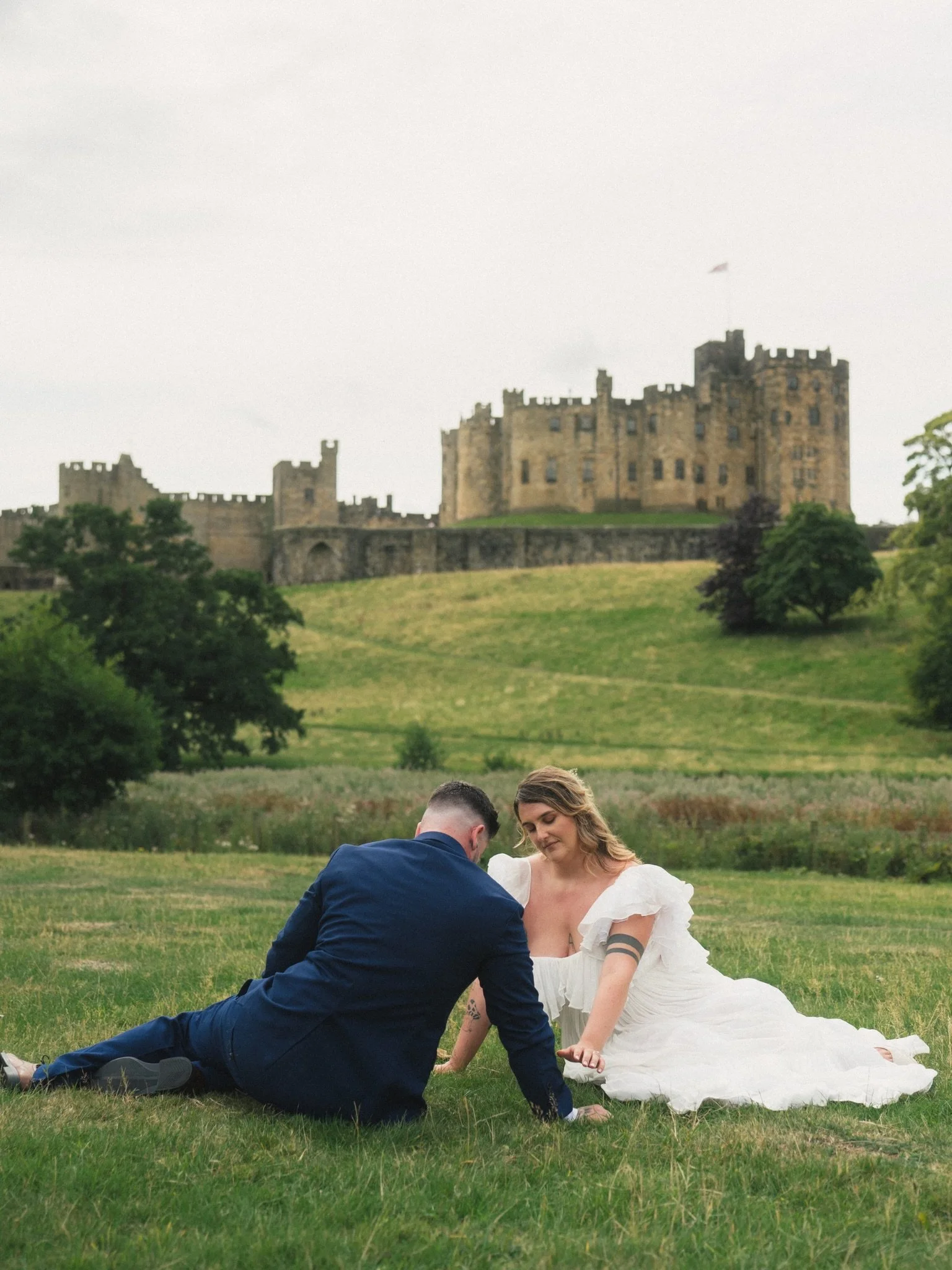 Intimate wedding by the castle with Anouska &amp; Daniel 🏰💍
