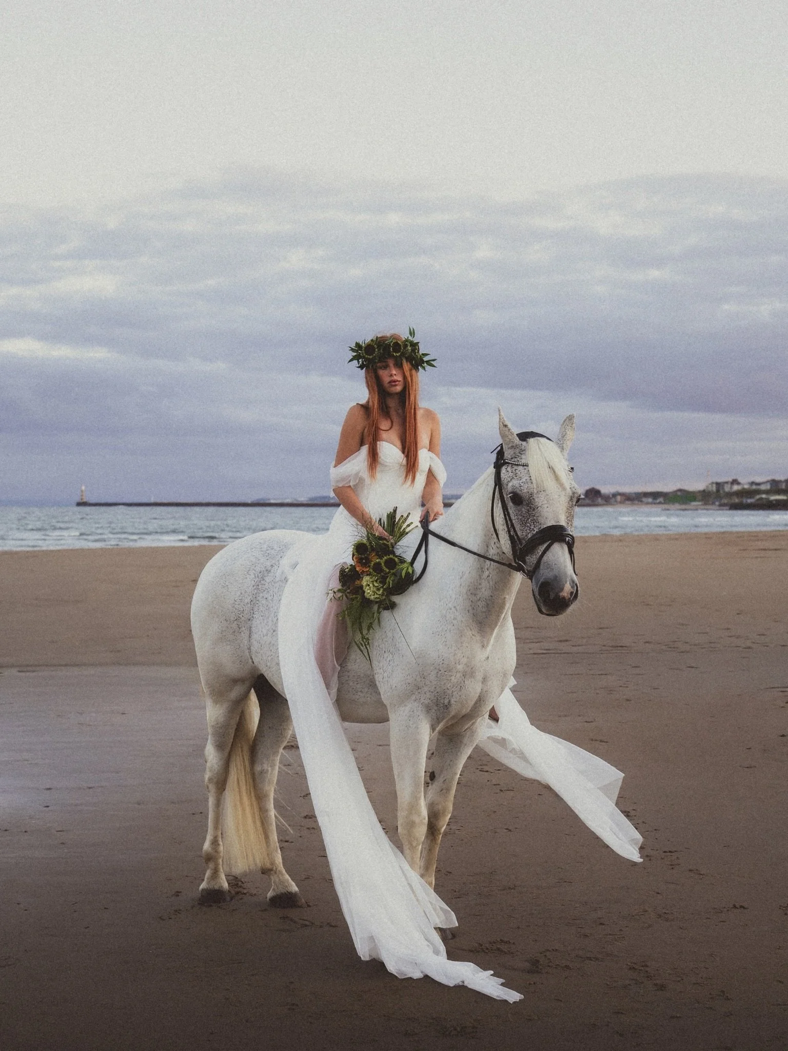 Soul Bride 🌙

Sunset with a horse and a bride ✨

Shout out to the dream team
dress: @soul_bride__ 
photography: @bernardosoares55 
model: @ruby.35447 
flowers: @_nomad_flower_den_ 
horse: @lynseyyoung123
