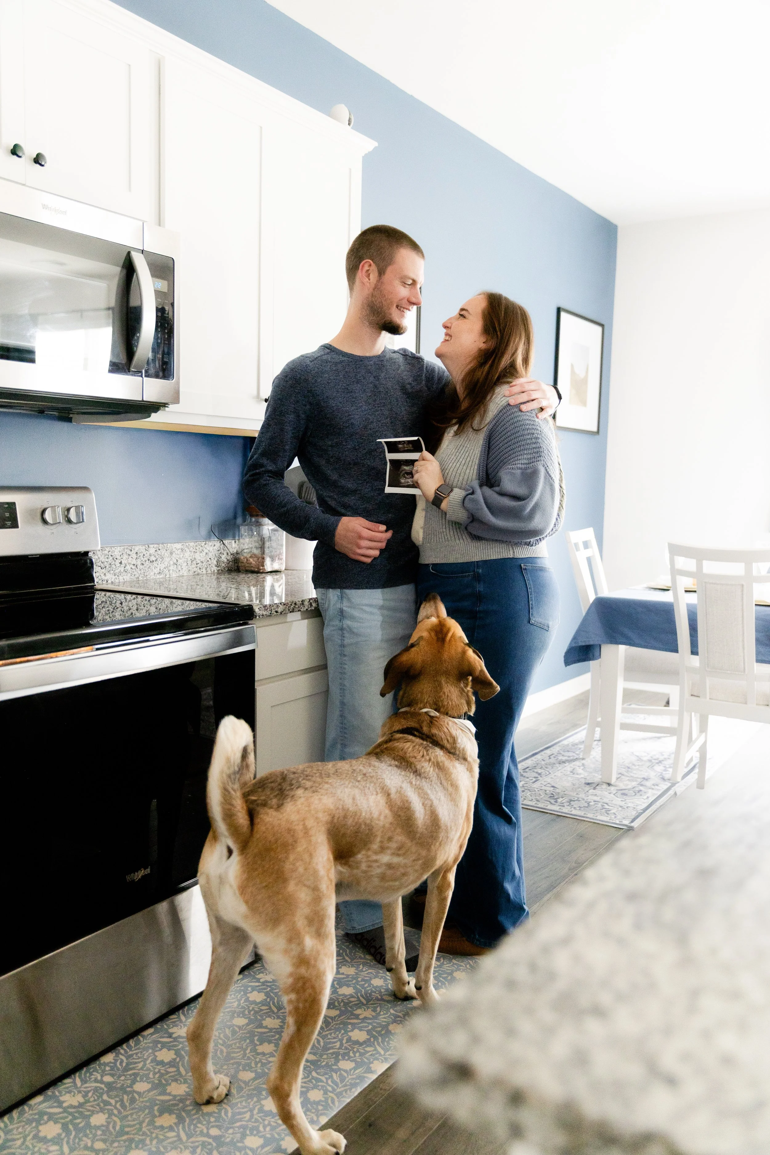 in home photo session myrtle beach with dog