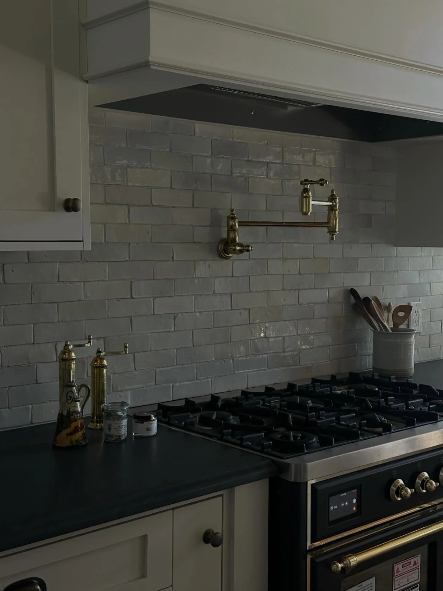 material archives 🤳🗞️🖤