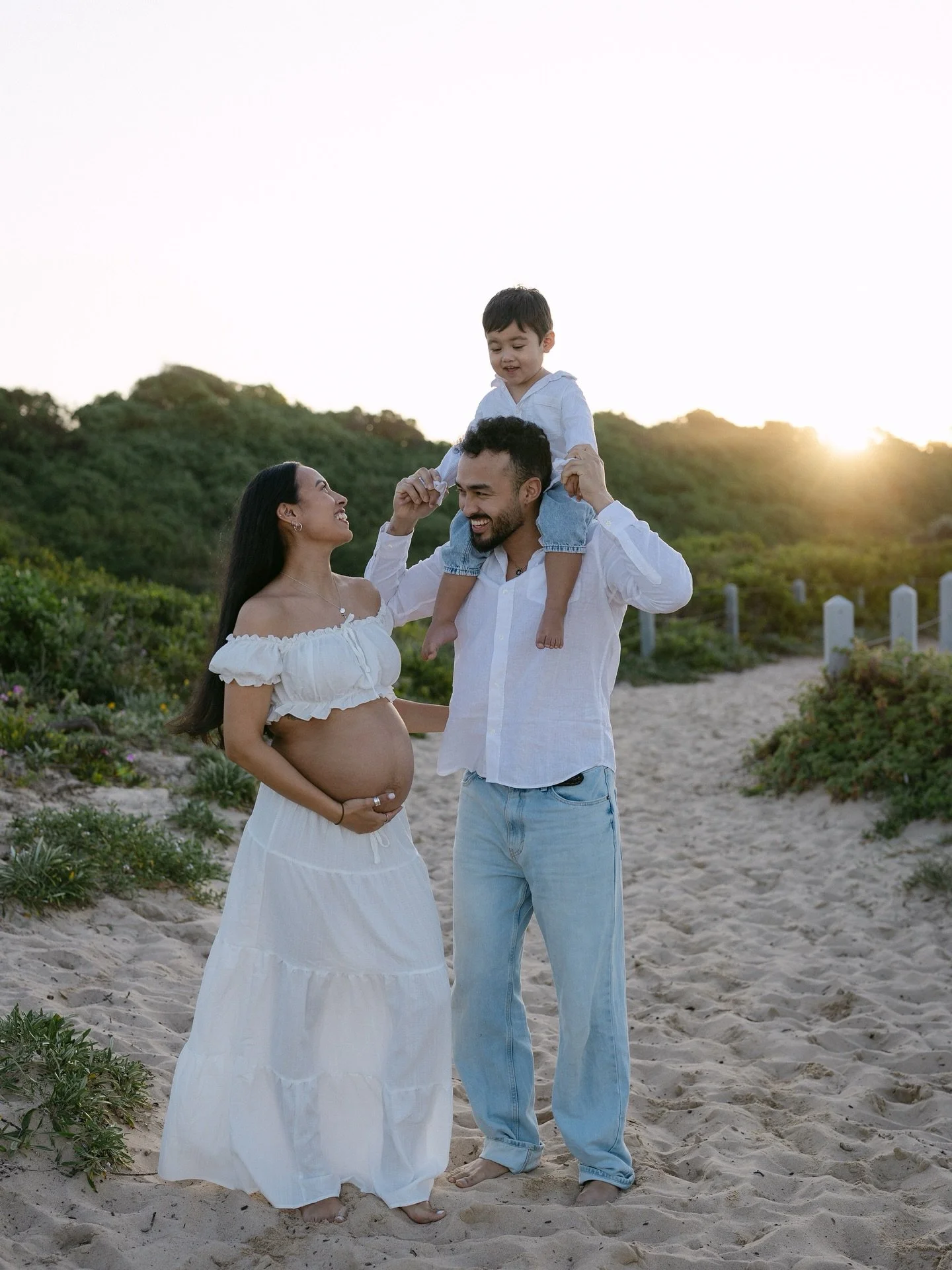 The mama glow hits different 🤍

#sydneyfamilyphotographer #sydneyweddingphotographer #sydneyphotographers