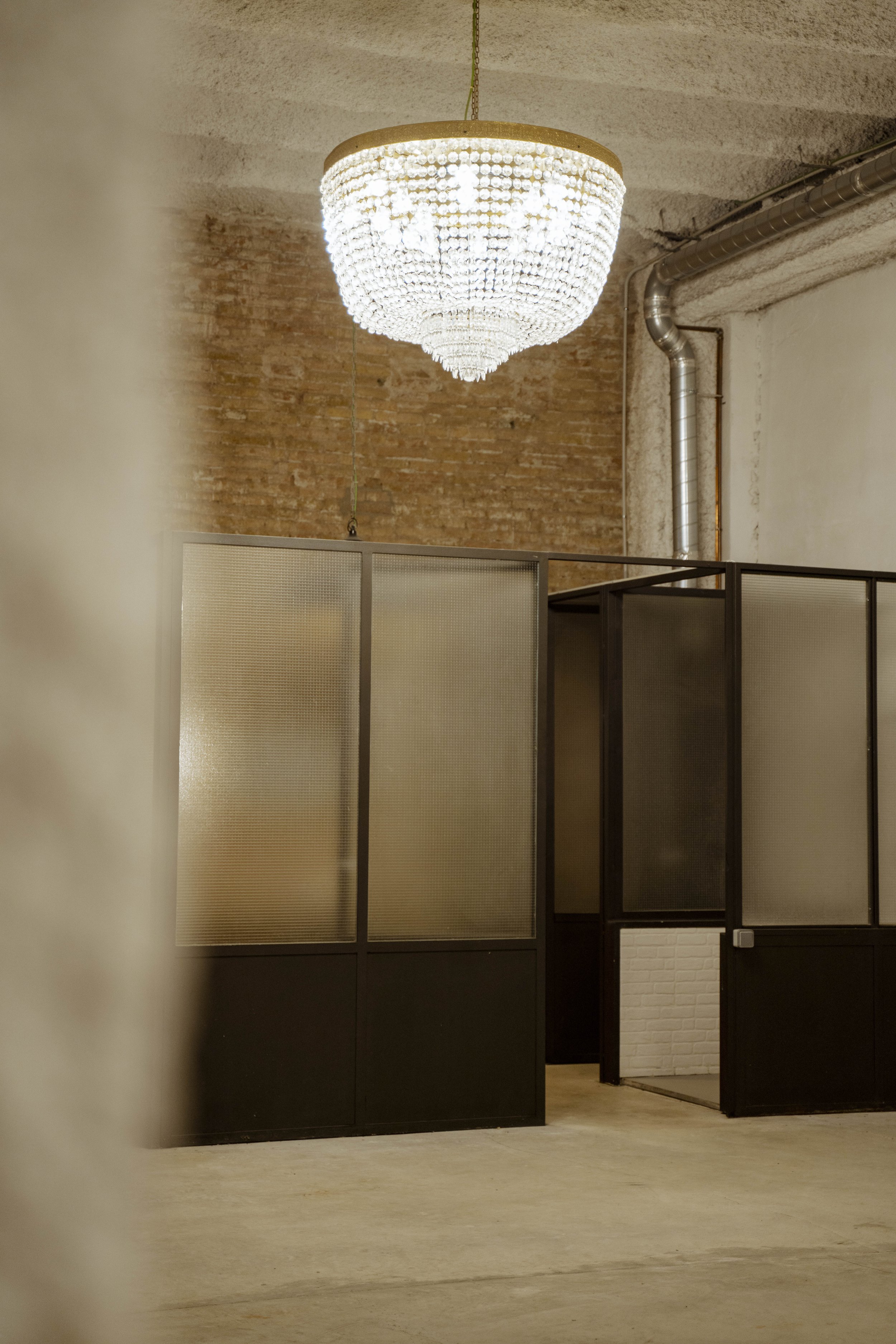 Main Room of EAST WEST SPACE Barcelona contemporary art gallery and showroom
