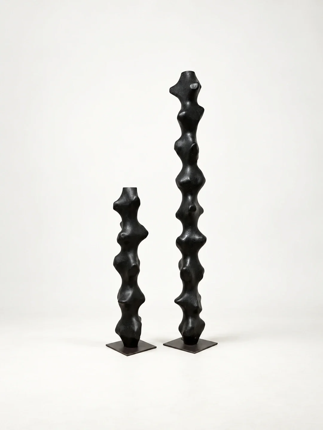 totem-i-and-totem-justino-del-casar-collectible-design-blanconegro-barcelona-08.webp
