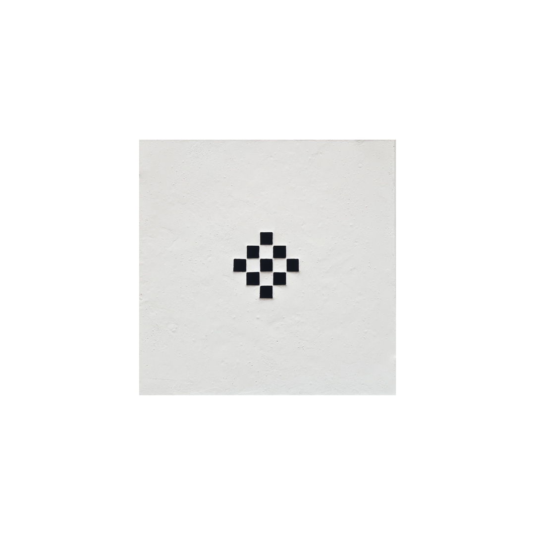 Diamond void | ROBERT POUS