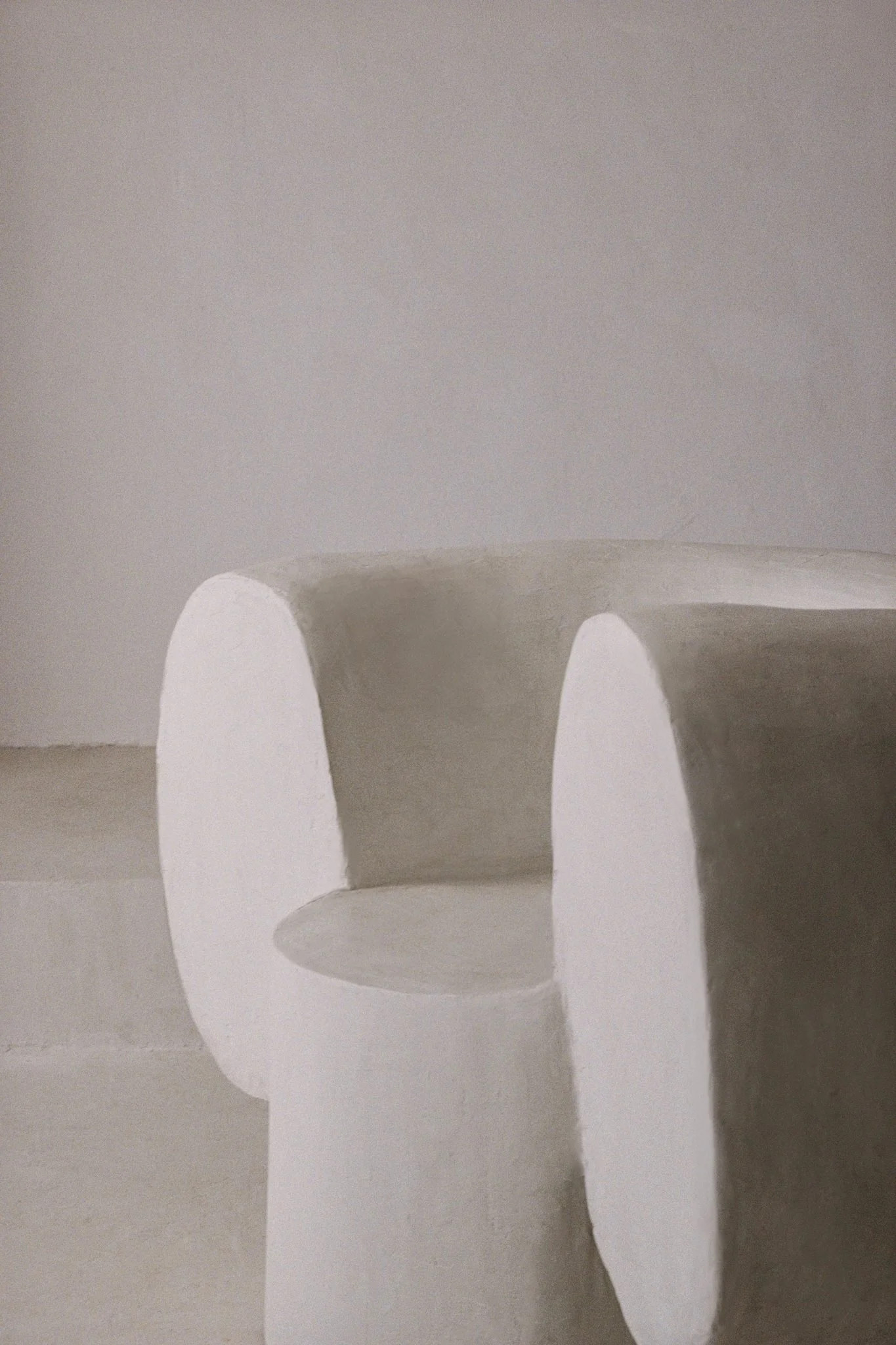Architectural collectible design chair in microcement by ITS A MOOD