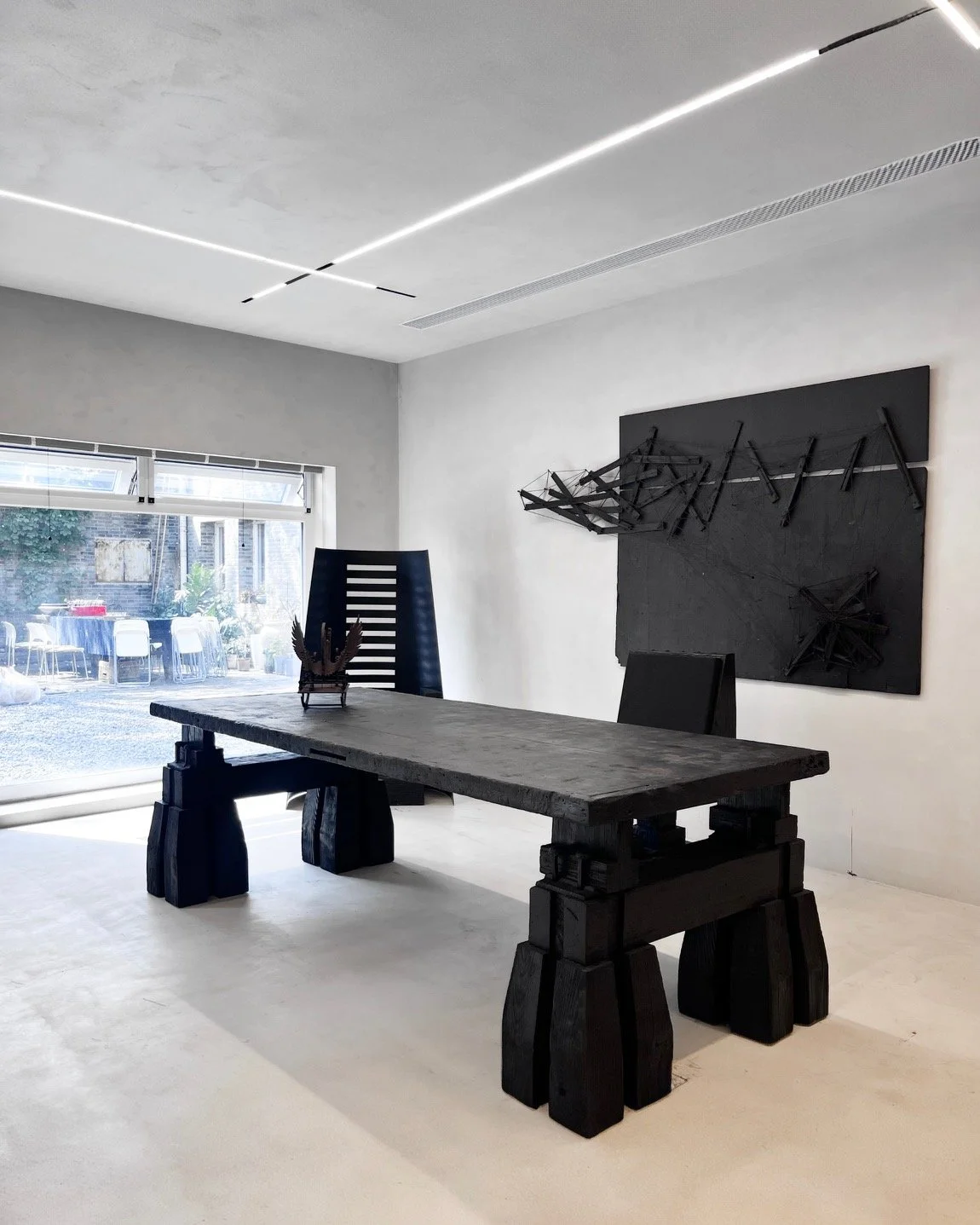 Centralised fabrication and shipping from a European design studio