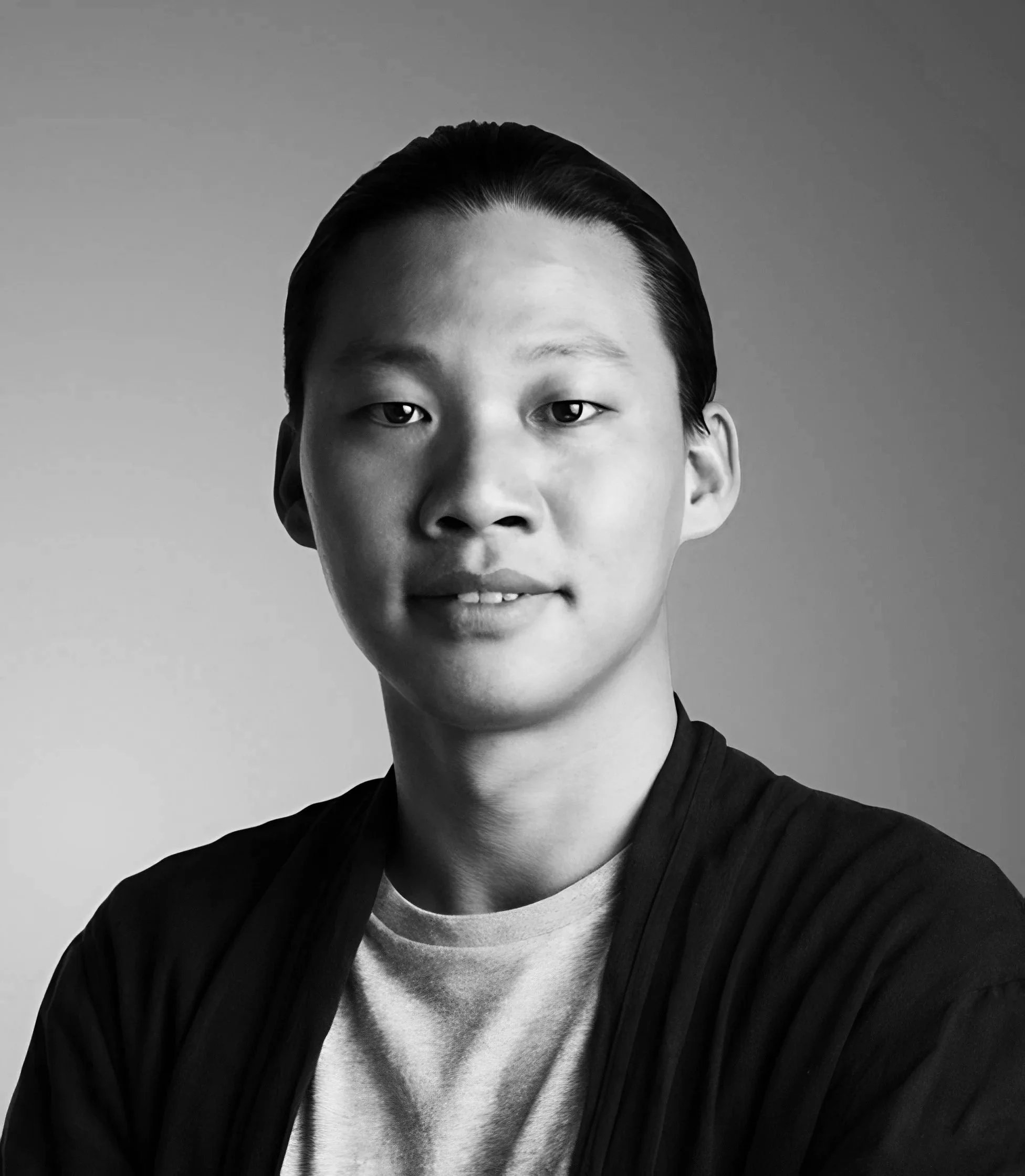 Portrait of Chen Wencai contemporary Chinese lacquer artist represented by EAST WEST SPACE