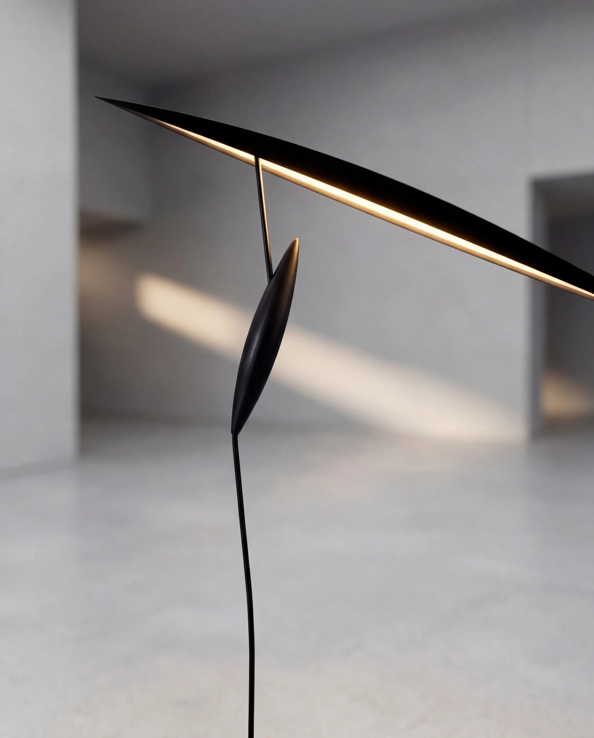 Contemporary collectible design lamp with organic slender structure