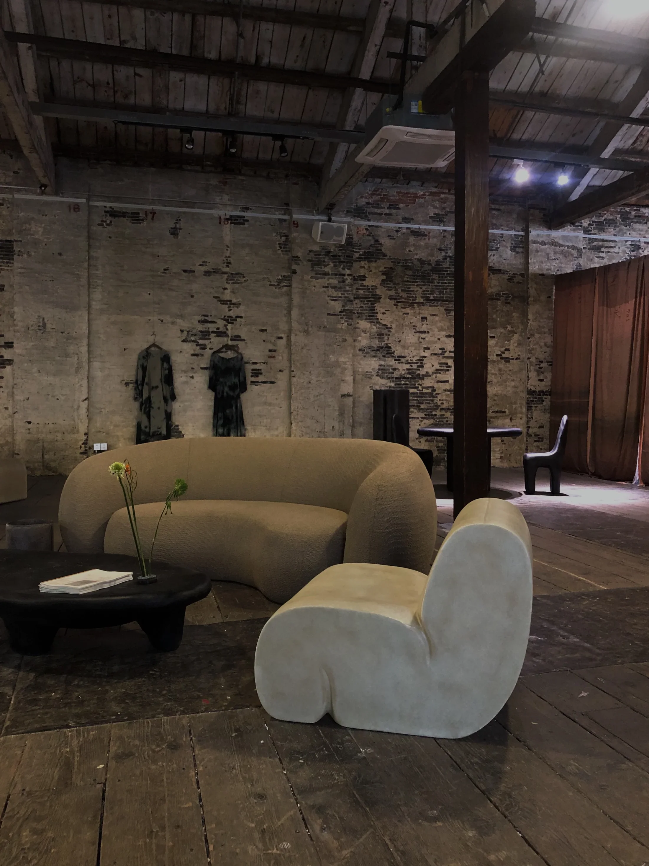 Contemporary sculptural furniture by Kar Studio resin chair for luxury interiors