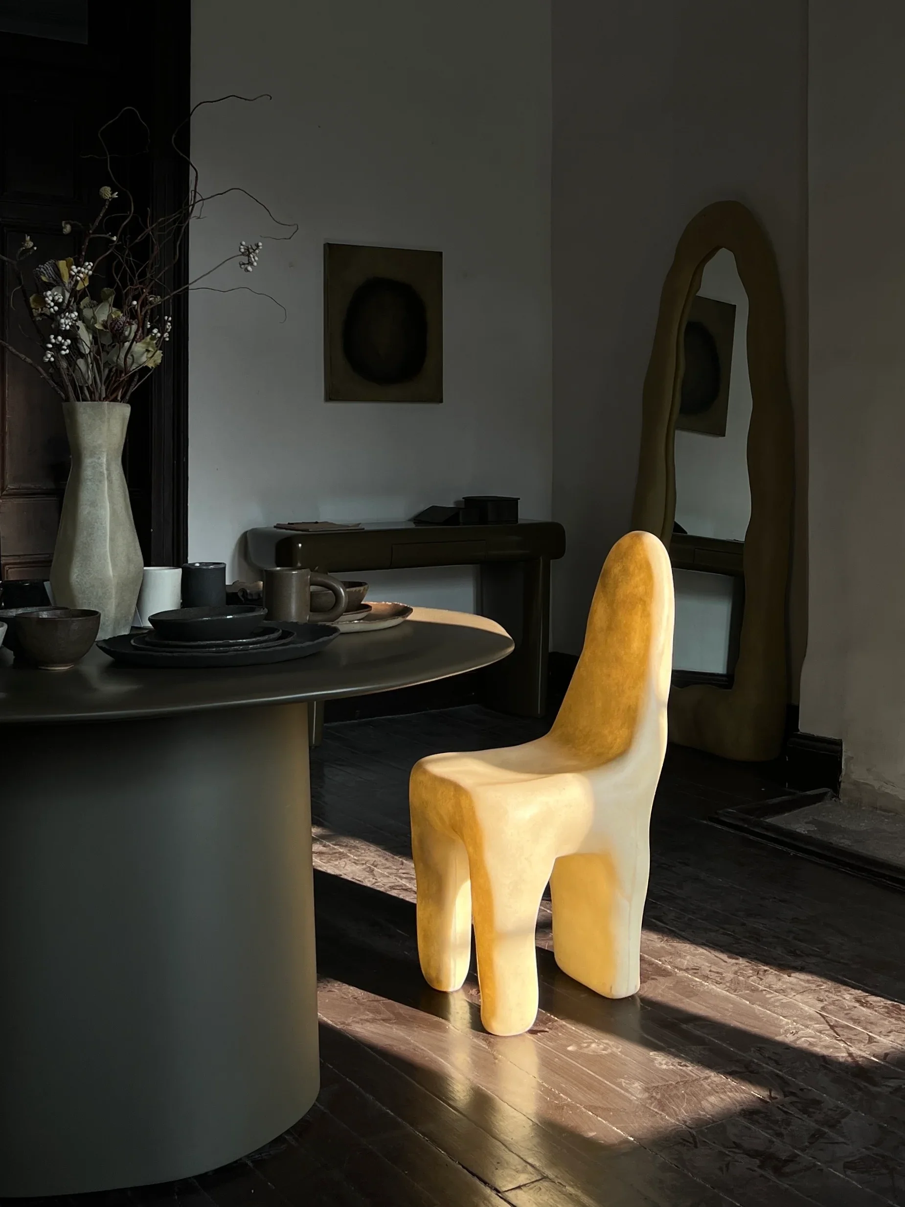sculptural resin chair by Kar Studio Playdough Chair contemporary collectible furniture