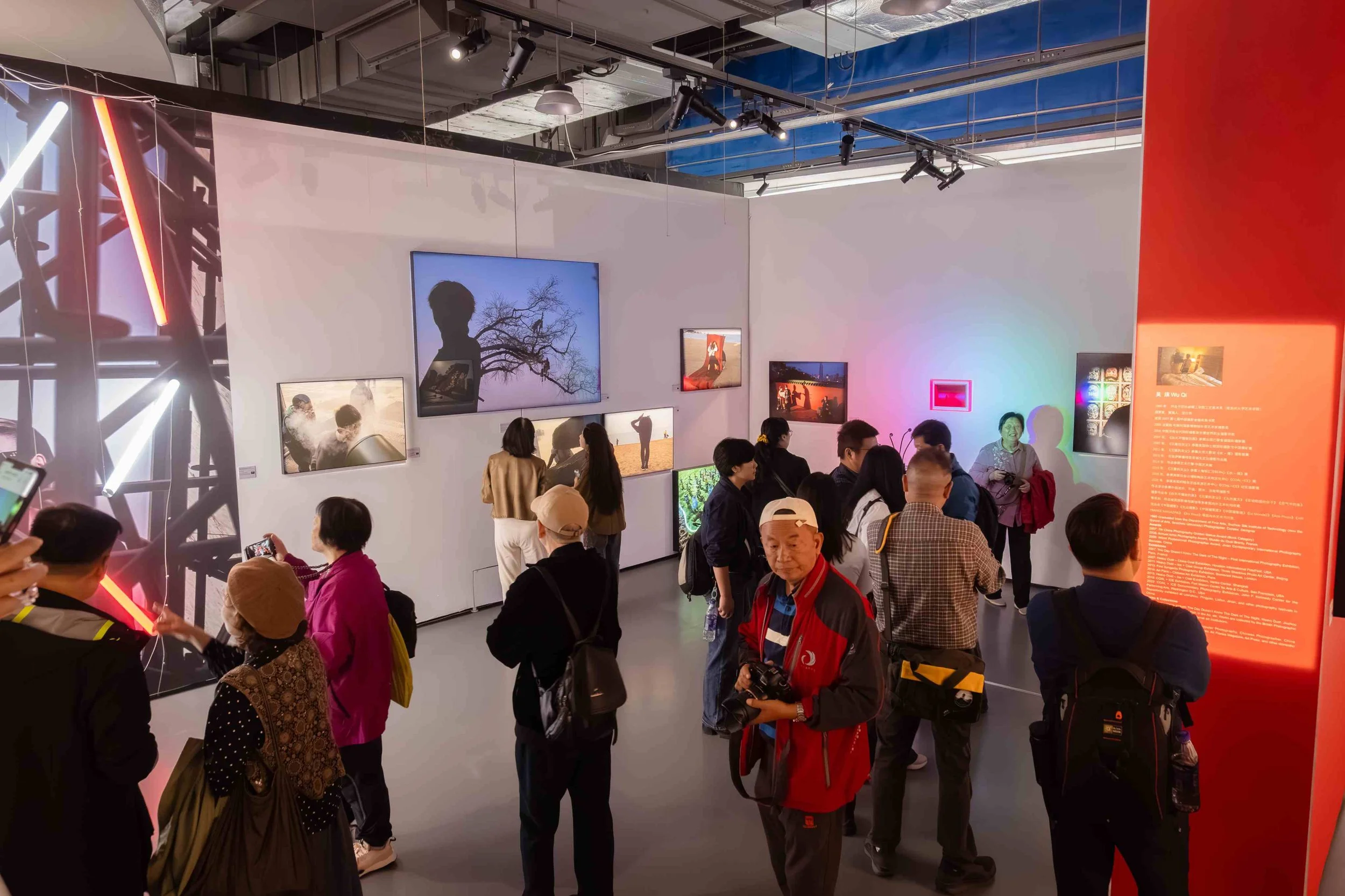 Public space as a setting for contemporary cultural and artistic exchange