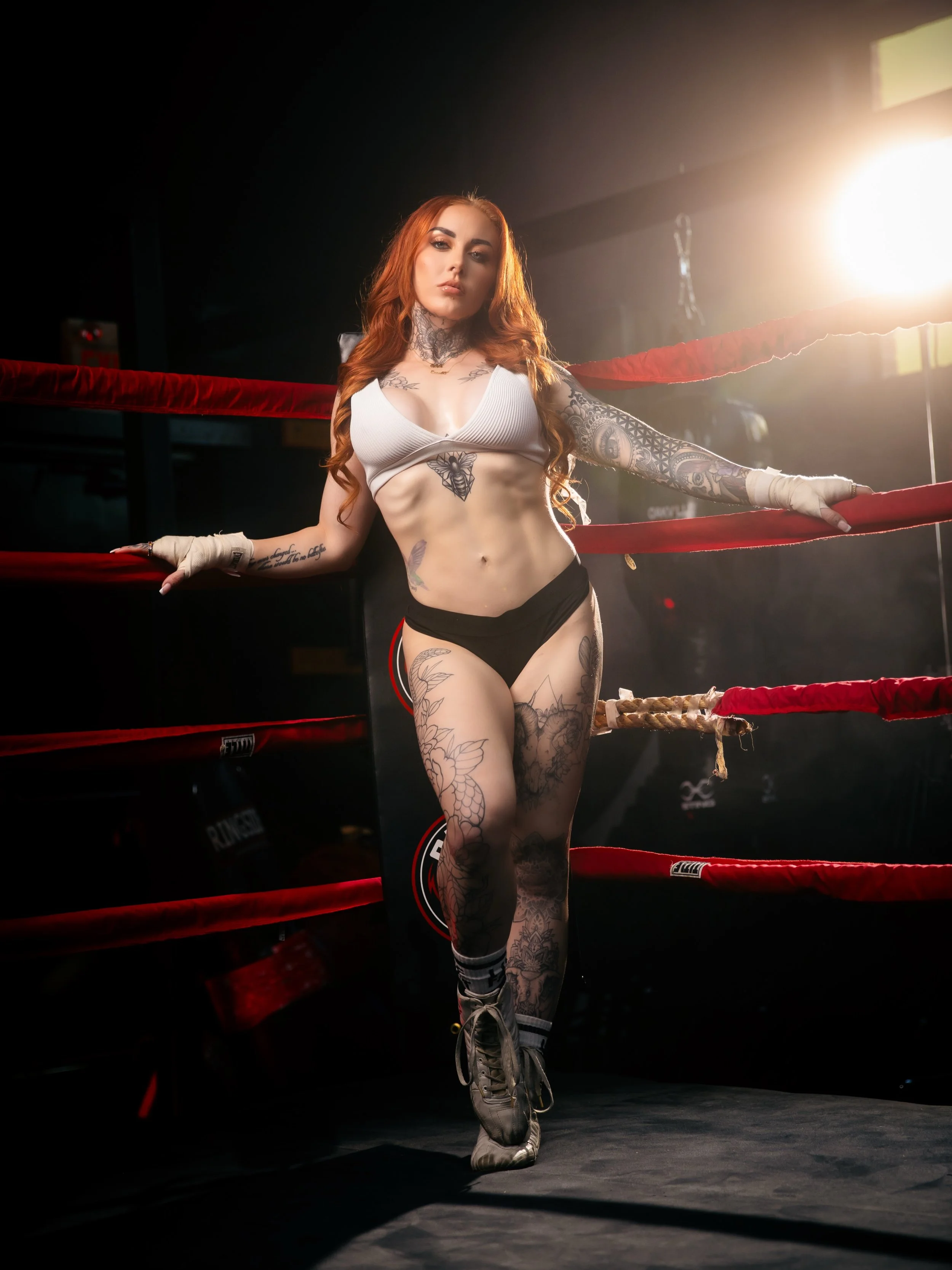 Get knocked the fuck out 🥊 

&ldquo;Knockout&rdquo; Boxing/MMA Themed Creative Experience by @schofieldssirens 

Oldie but a Goldie from 2024 that landed 3 magazine covers from these series of shots alone 🧜🏻&zwj;♀️ because who just want be feature