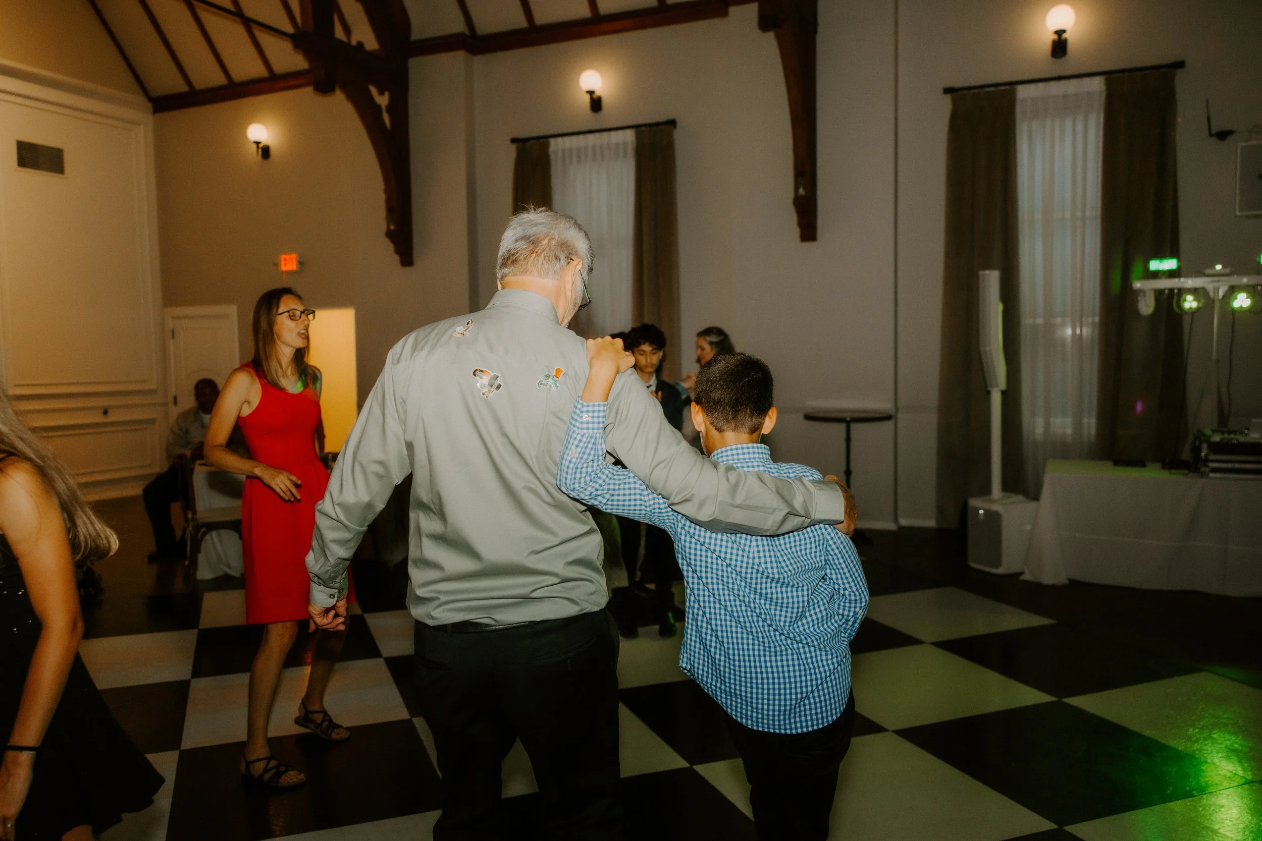 AllyCorinnePhoto-E&M-630.jpg