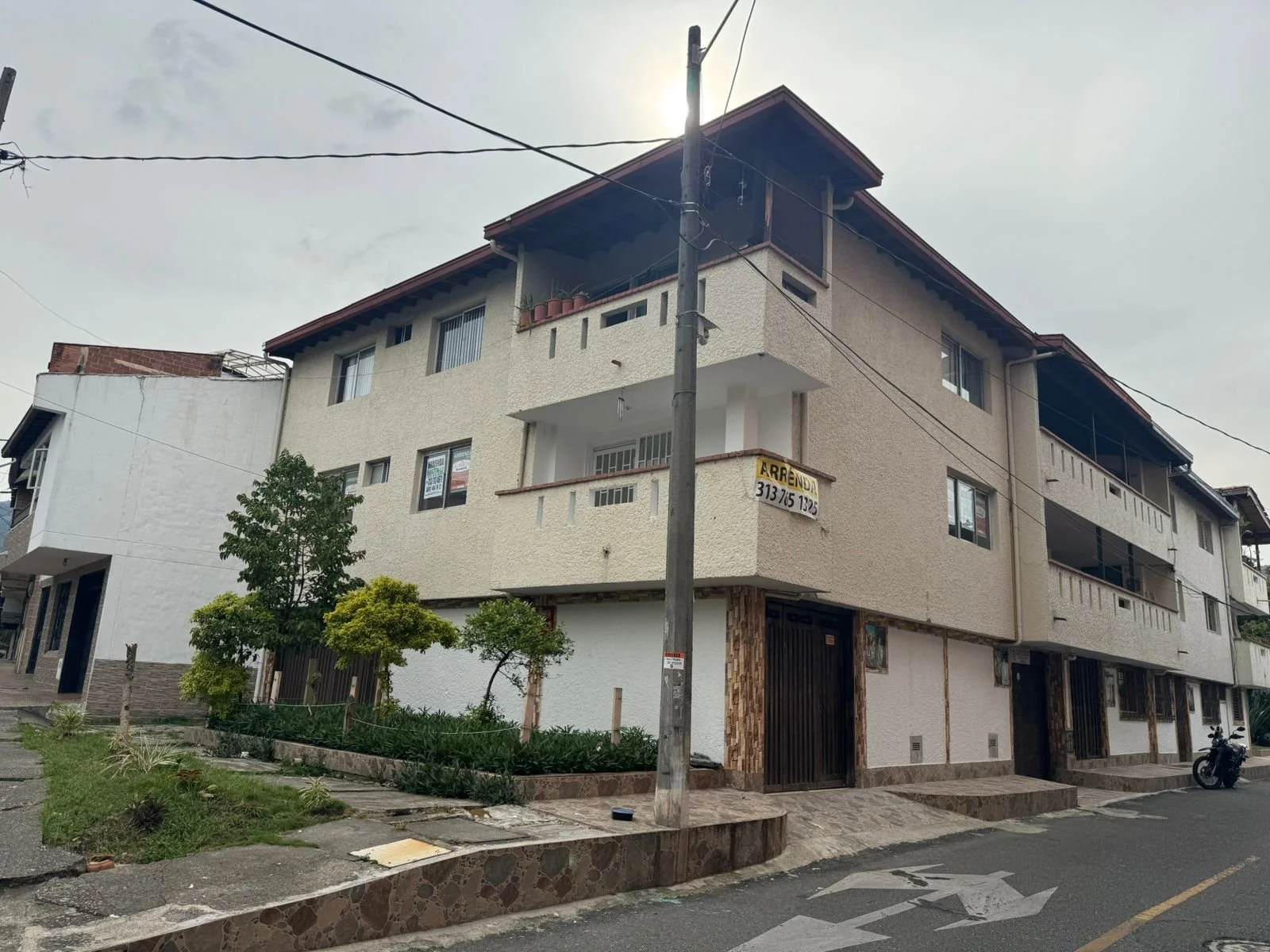 APARTAMENTO EN ARRIENDO 