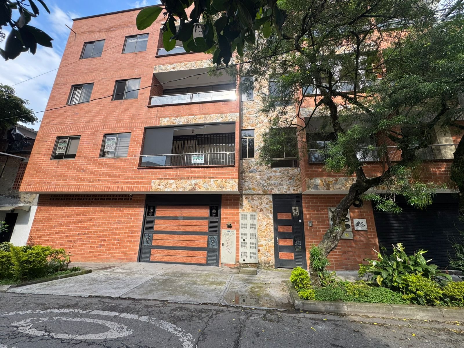 APARTAMENTO EN ARRIENDO 