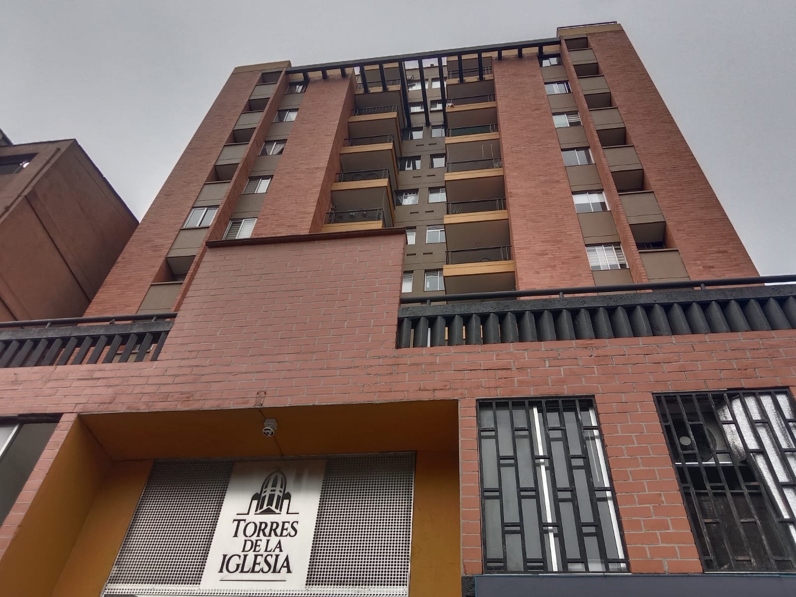 APARTAMENTO EN ARRIENDO 