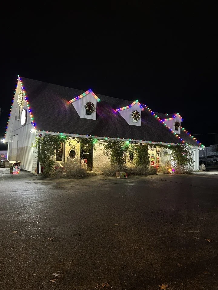 Residential and Commercial Christmas Light Services!