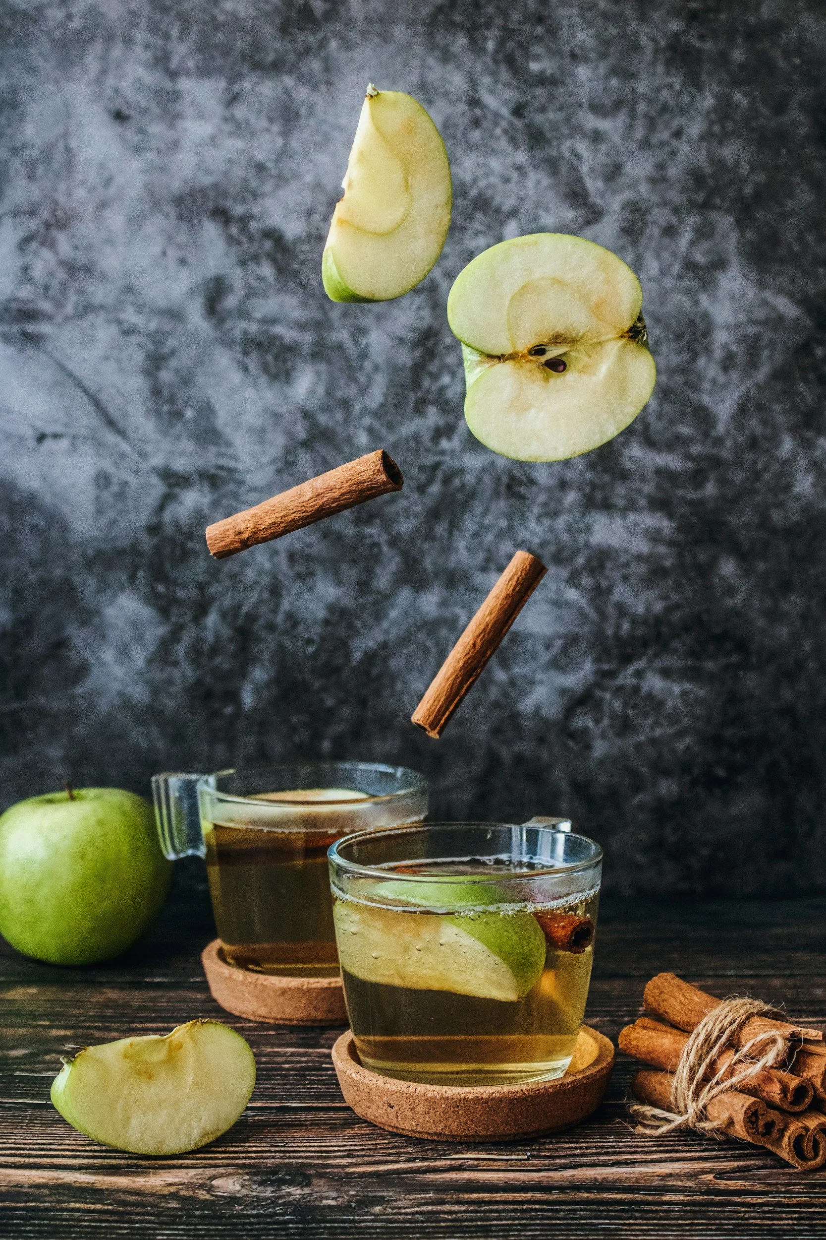 š Septemberās Drink of the Month: Spiced Apple Mule š