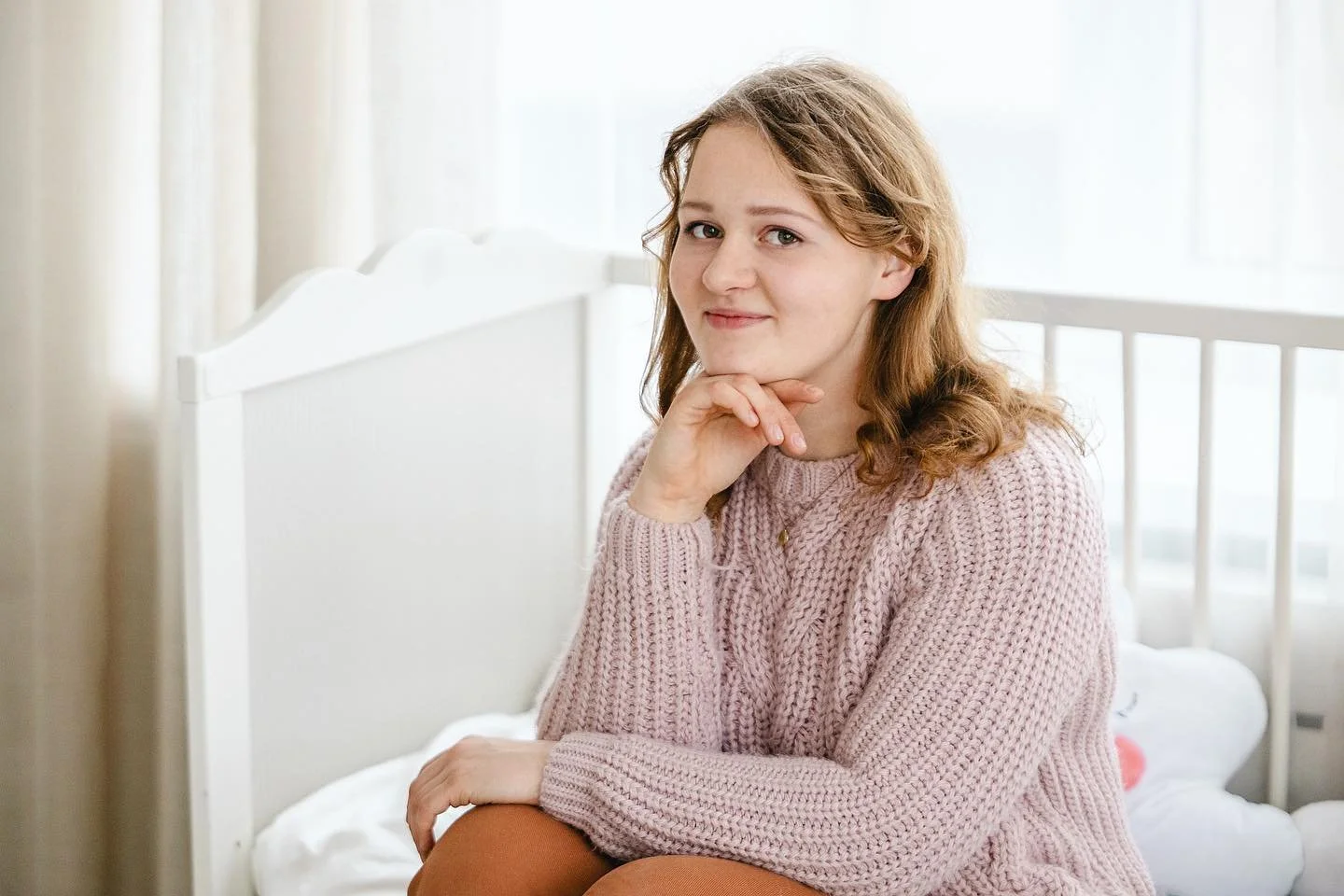 I still remember my first talk with Marina about our session: she was so shy of camera. We talked for a while and she decided to do a small session just for a few shots. Little by little she started to feel  more comfortable and I saw her eyes shinin