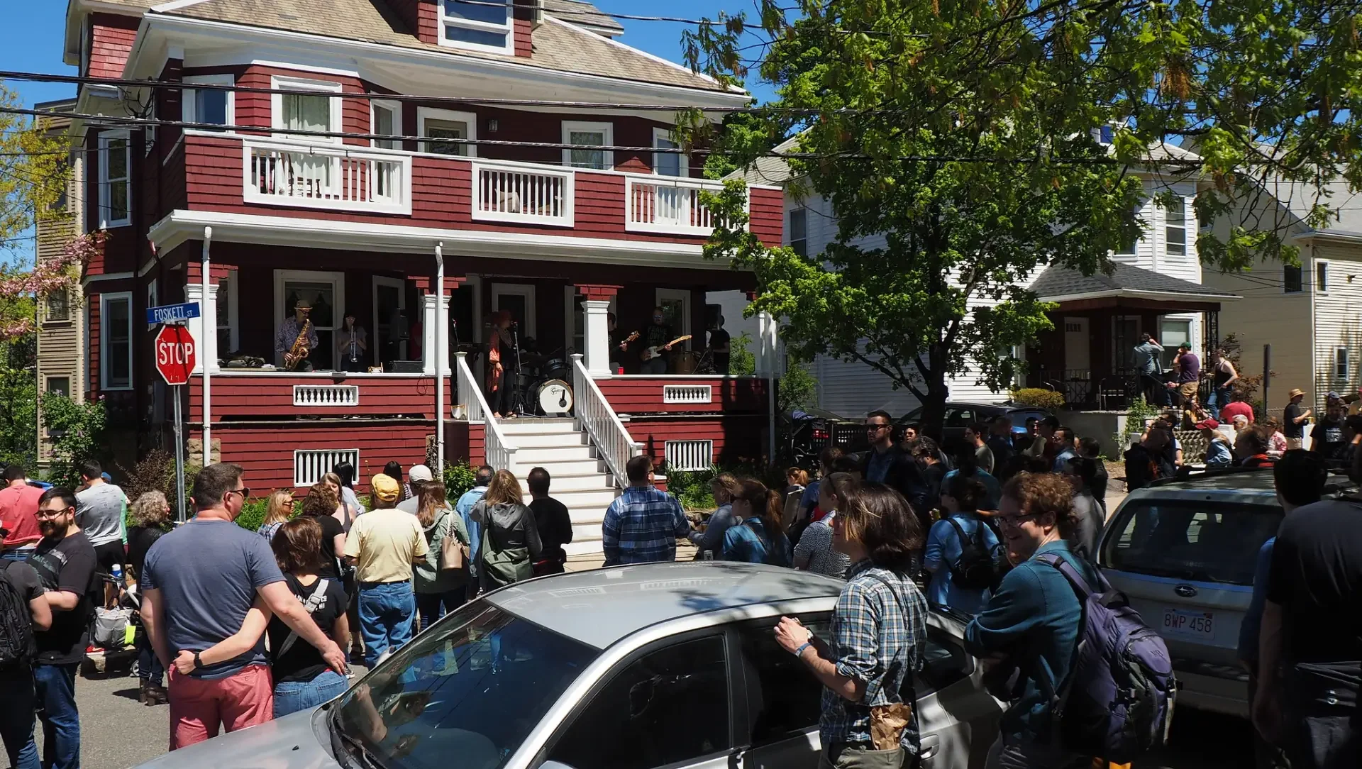  Lefty and an accompanying brass band perform at Somerville PorchFest 2019.