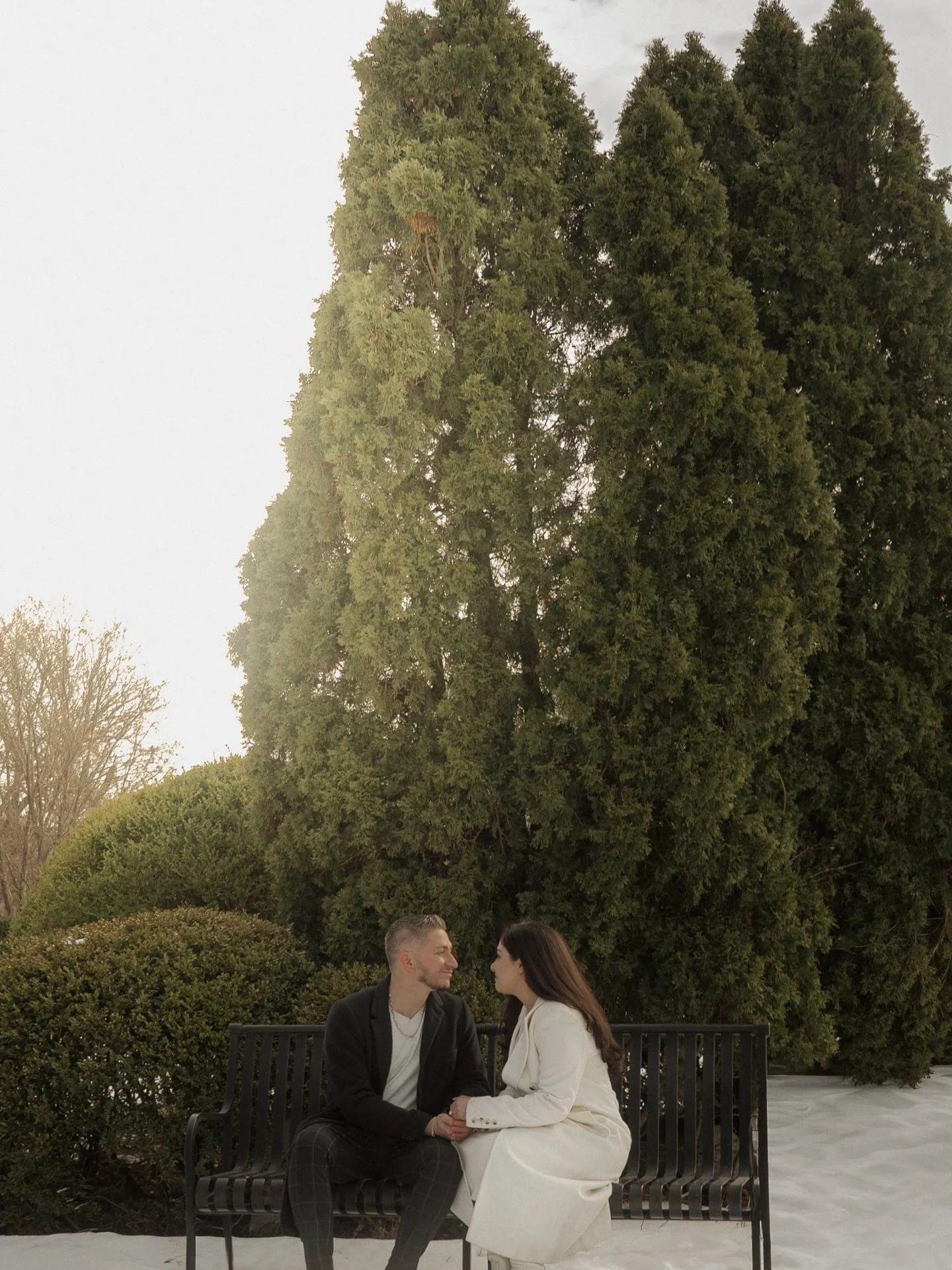 A snowy proposal for Bryan &amp; Victoria 🤍