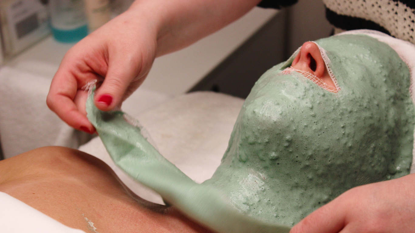 Esthetician Aislinn expertly removes the Biologique Recherche Cold Mask, revealing a radiant and refreshed complexion after a nourishing facial treatment.