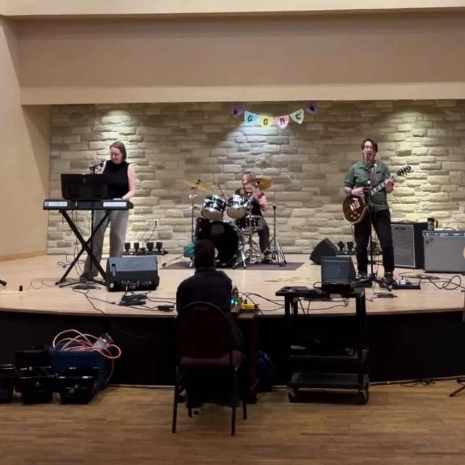 Such an honour to play as the lunchtime performers for the Guelph Girls Rock Camp today! Such a joy to see all the campers, share our music, and hear a bit about what the are learning and playing 😊🎶 

Huge thanks to the amazing organizers and volun