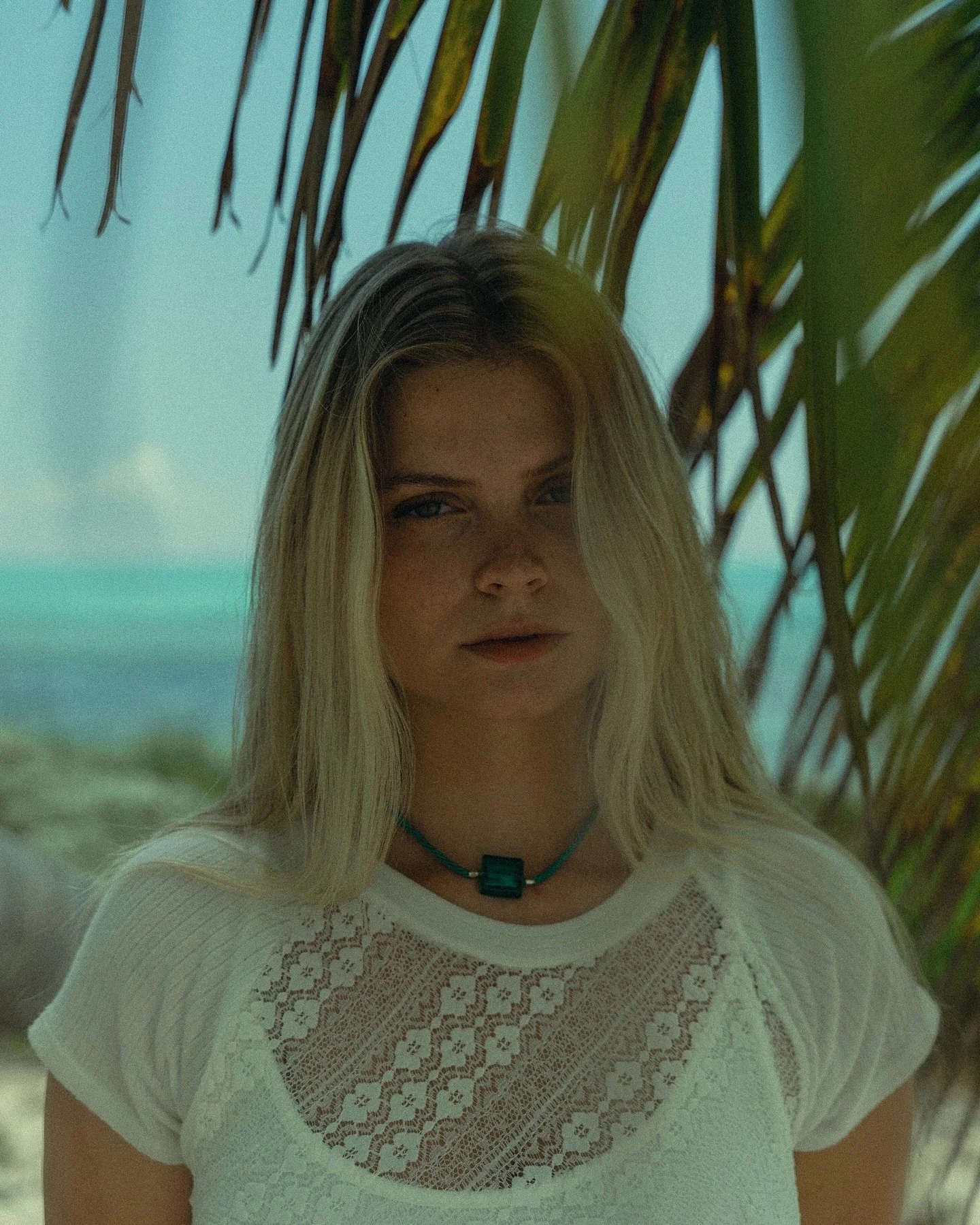 @alyxandraofficial 🌴💚