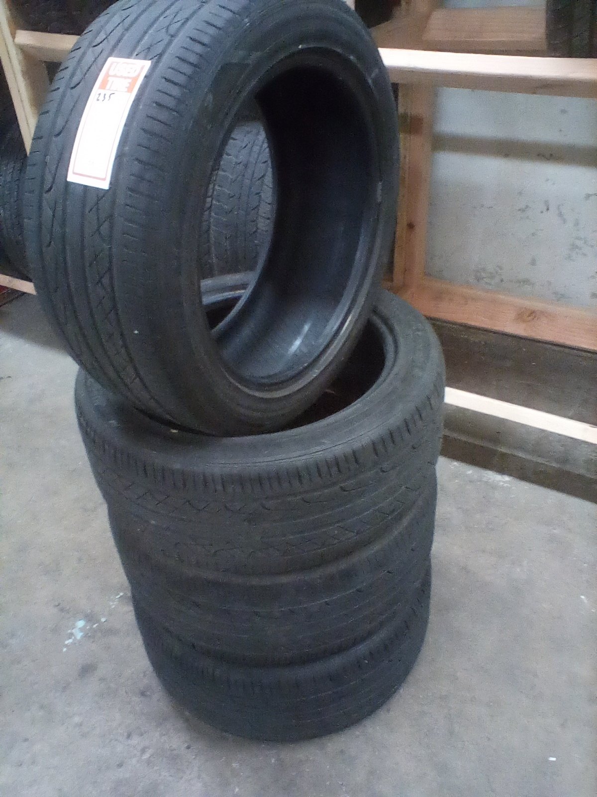 235/45/R17 Hankook