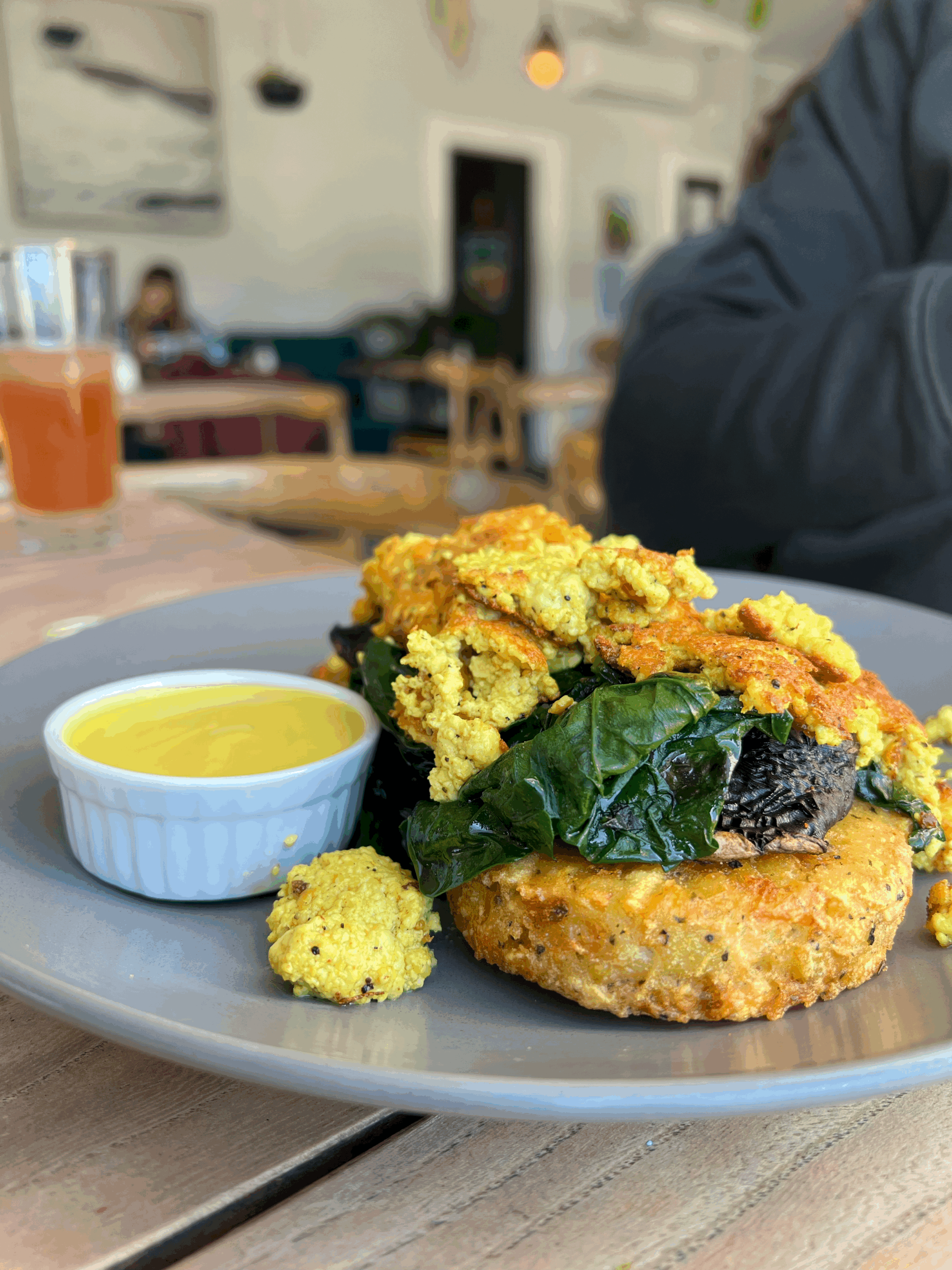 REview: The Botanist, Wellington