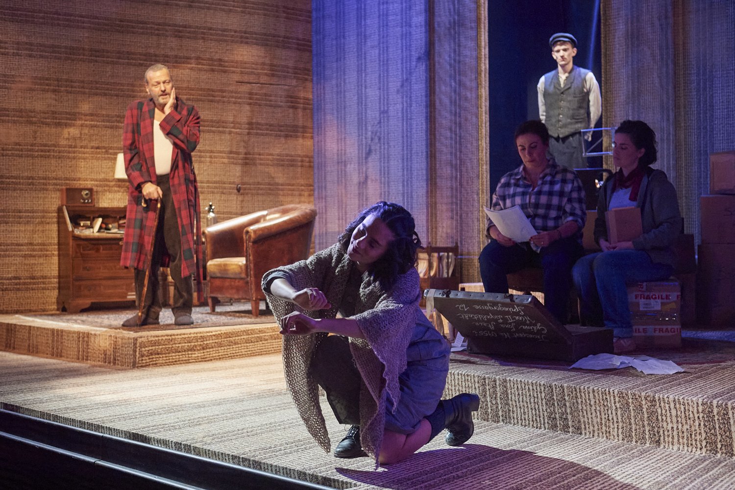 Sofie Moriarty in The Suitcase by Jane Coyle at Vienna's English Theatre
©VET/Reinhard Reidinger