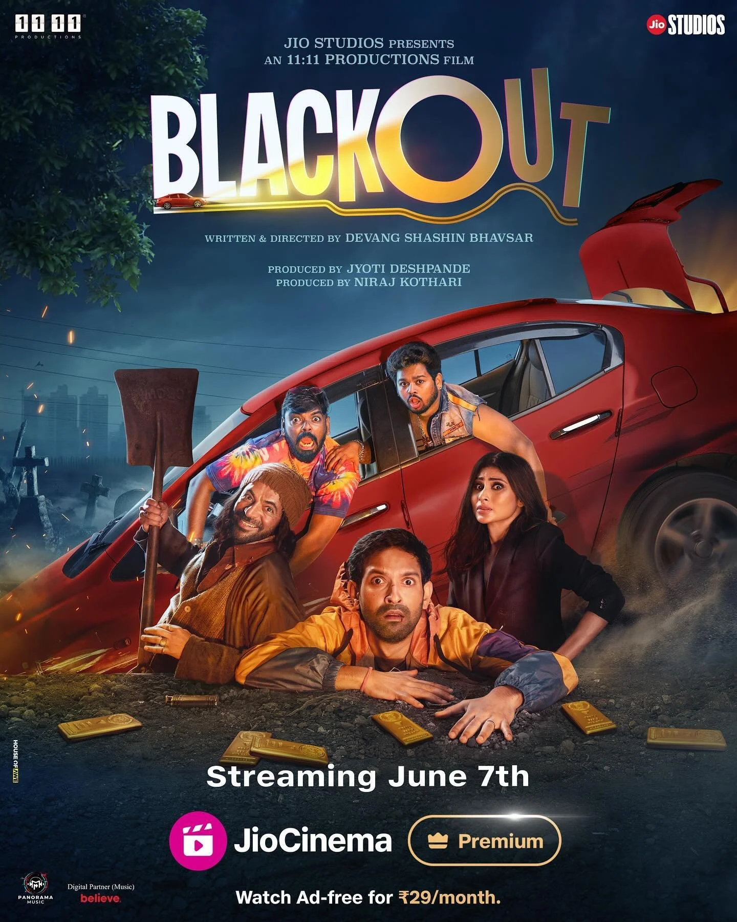 Iss kahani ke sabhi patra ki life ke 🤫 lag chuke hai&hellip;!
Thoda detail me jaane ke liye just #WaitAndWatch 

Streaming on June 7th on #JioCinema

🔊🔉 Sound Re Recording Mixing 🔉🔊

@vikrantmassey @imouniroy @whosunilgrover @focusedindian @saur