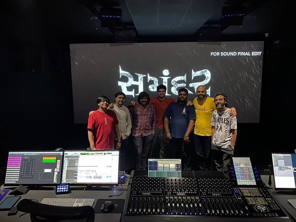 THE SAMANDAR

🎬 Gujarati movie 🎬

 17 MAY

🔊🔉Sound Re Recording Mixing 🔉🔊

Presented By: @kpandud.pictures

Directed &amp; Dialogue By: @vishal_vada_vala 

Produced By: @kalpeshpalan9 &amp; @ud99__ 

Starring: @whomayurchauhan @jagjeetsinh_vadh