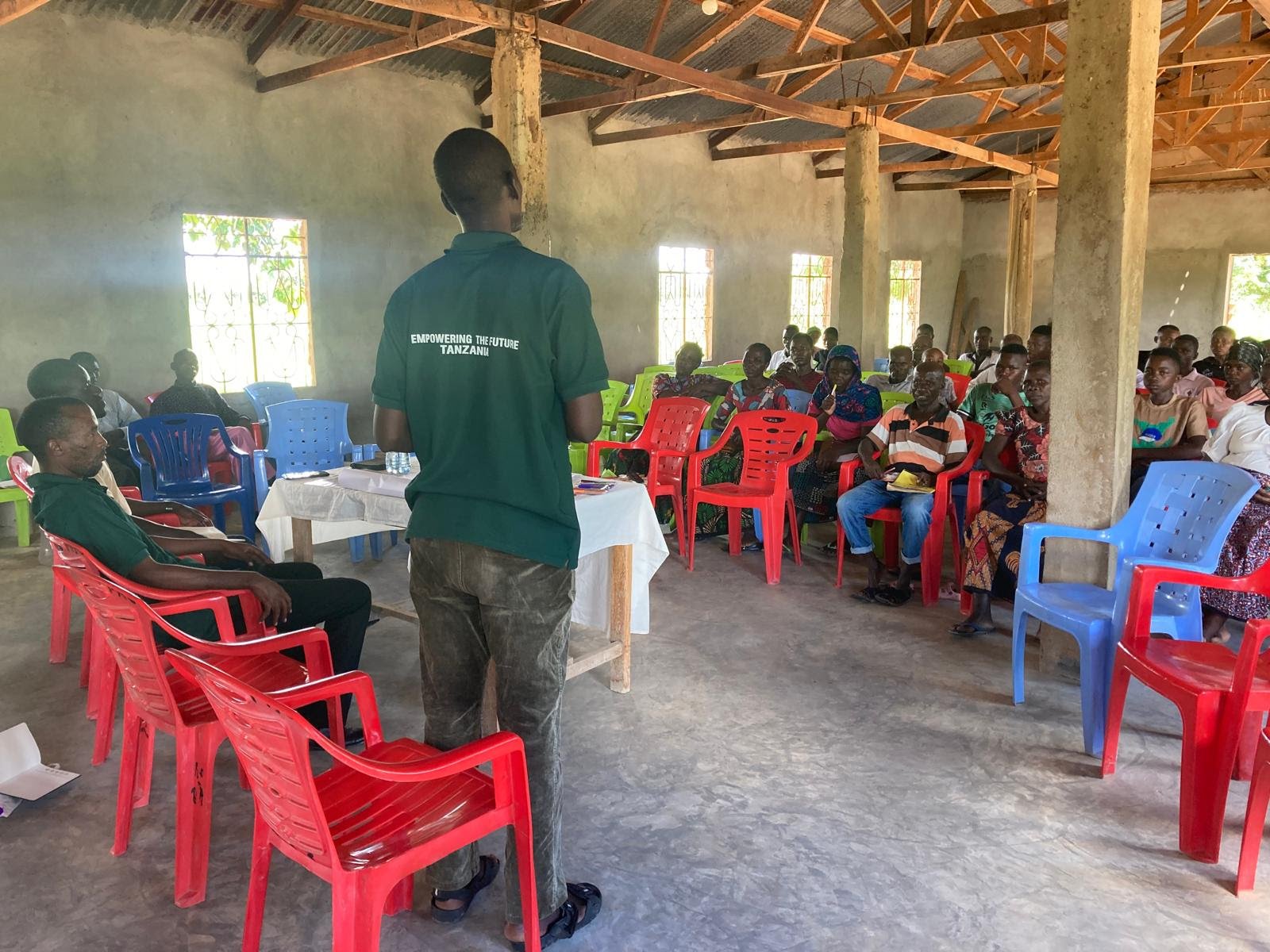 May 2025
A visit to Lamaiti in April was an opportunity to offer seminars about climate change resilient farming methods in surrounding villages as well as Lamaiti. What added real value this time was to have a local man, Johnny, who had tried interc