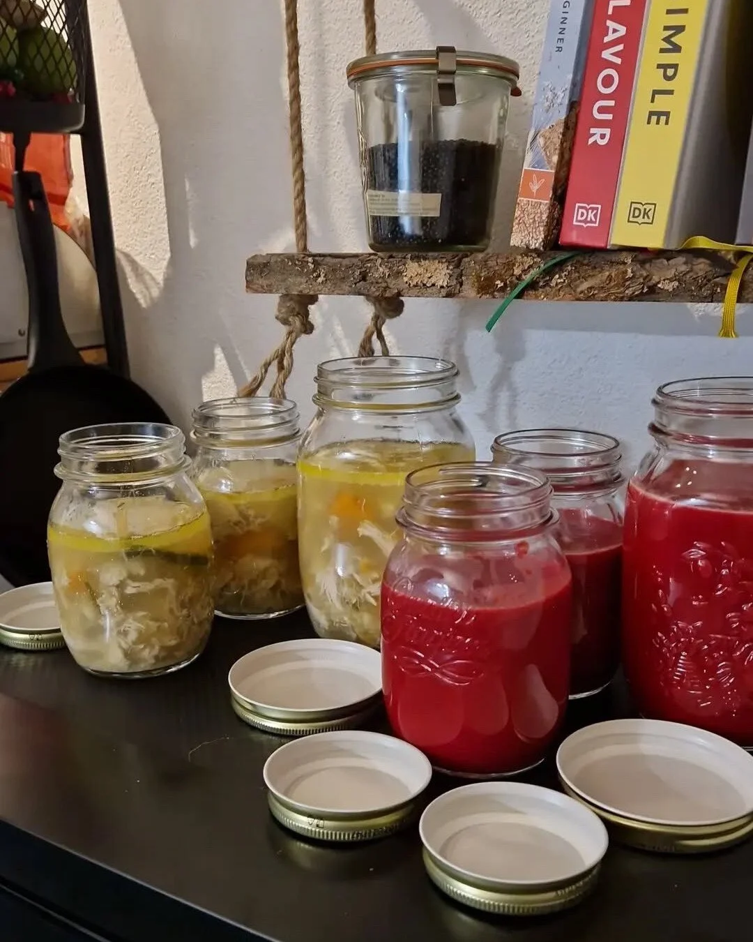 Leckere Gerichte für dein Wochenbett vorkochen!