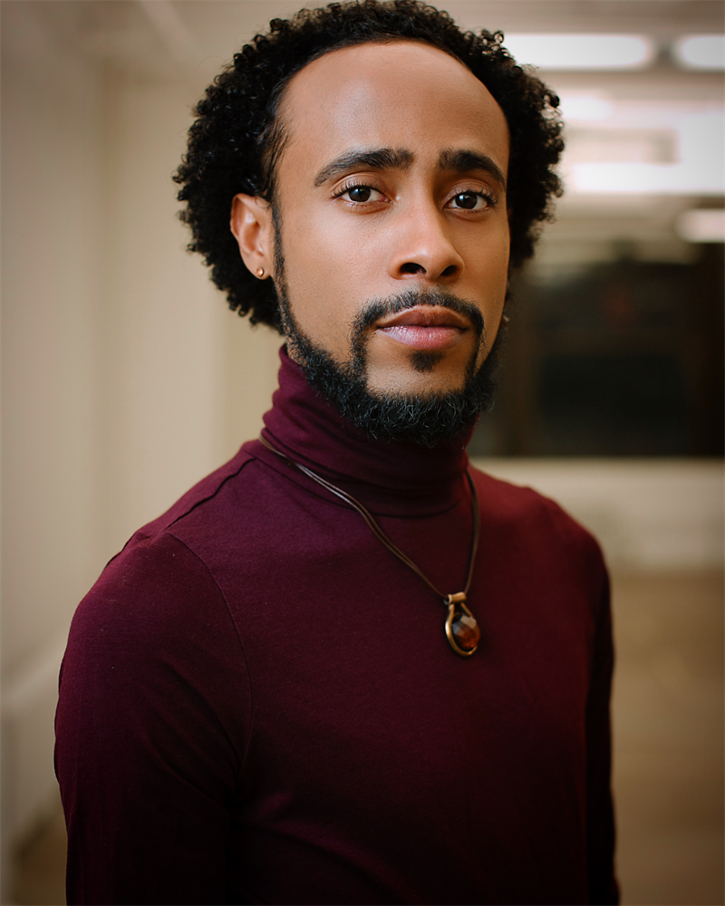 Lawrenc eHeadshow.png