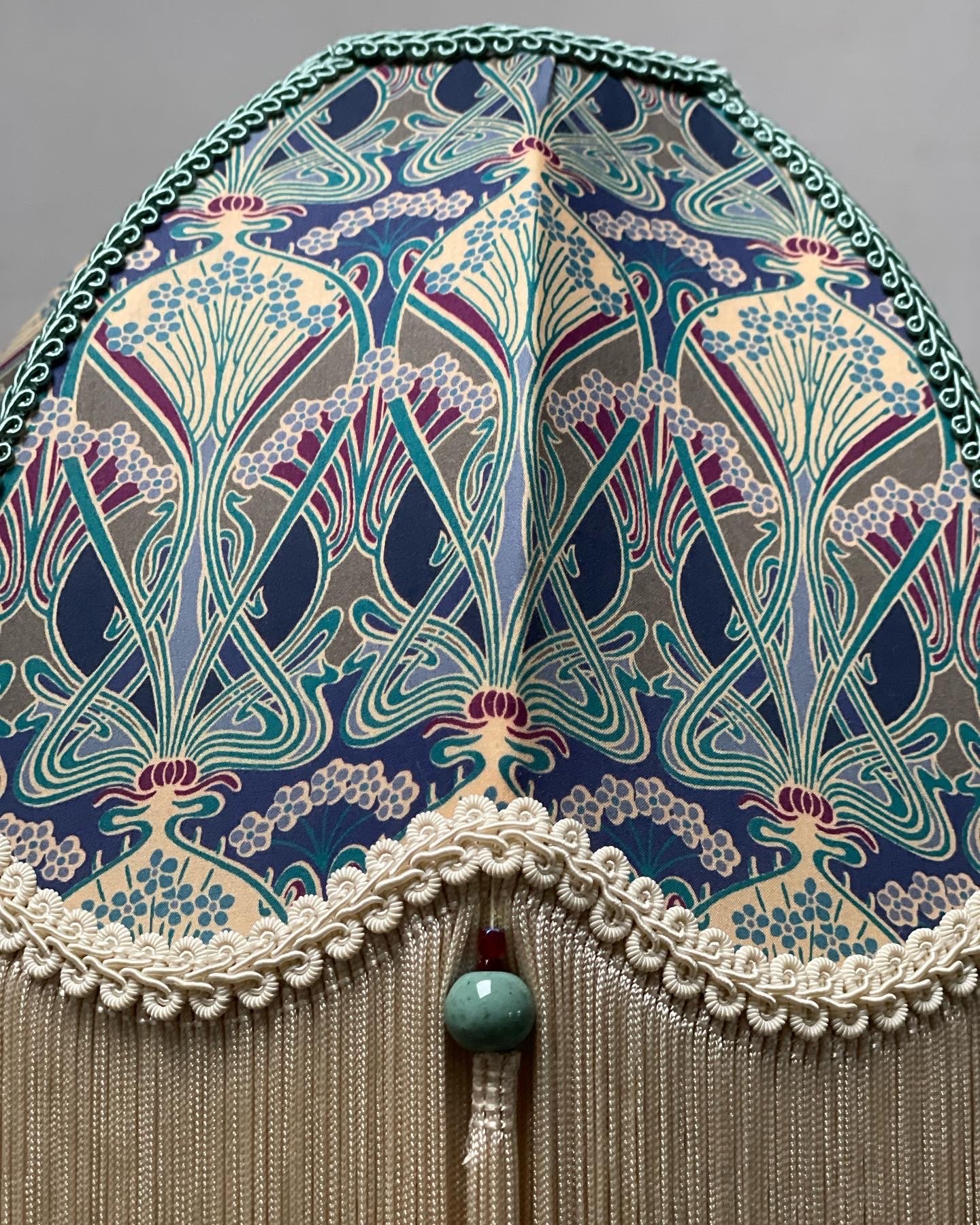 10" scalloped dome Ianthe Liberty cotton fabric (blue)