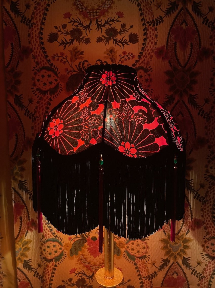 Rua Síoraí - (eternal red) - 14' fluted Vienna frame in Vintage silk kimono