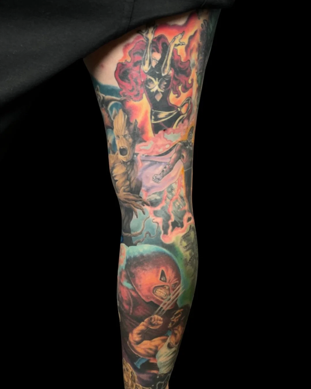 Thanks so much for coming in, Jacob! Mike had so much fun with this and can&rsquo;t wait to start on the other leg. 

@mikemcmahontattoo @plumbdogmillionairee 

Mike specializes in full-color realism and illustrative tattoos. If you would like to sch