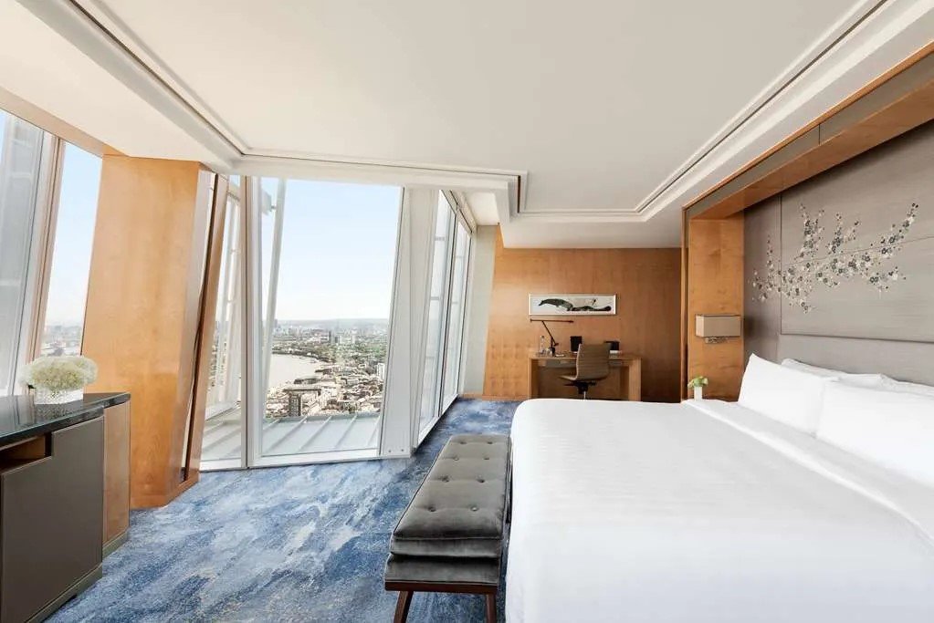 Shangri-La The Shard, Luxury hotel, amazing view