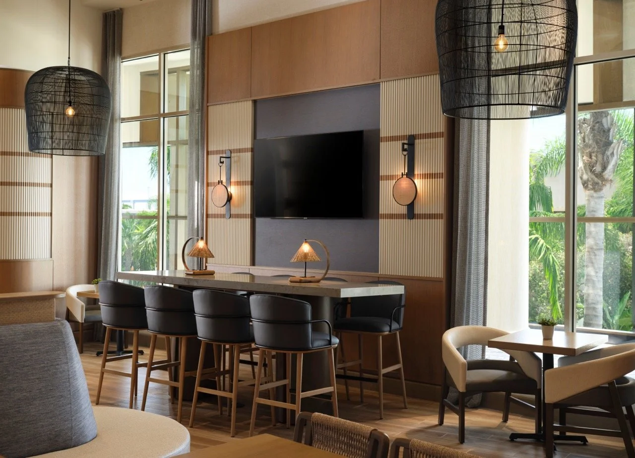 San Diego Marriott Marquis M Lounge communal table-PATH Large.jpeg