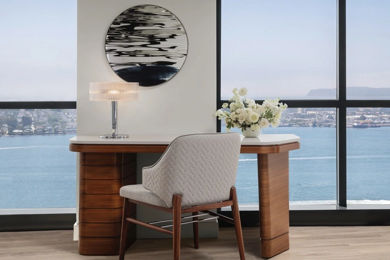 Manchester Grand Hyatt_Renovated Corner King_desk_high res Large.jpeg