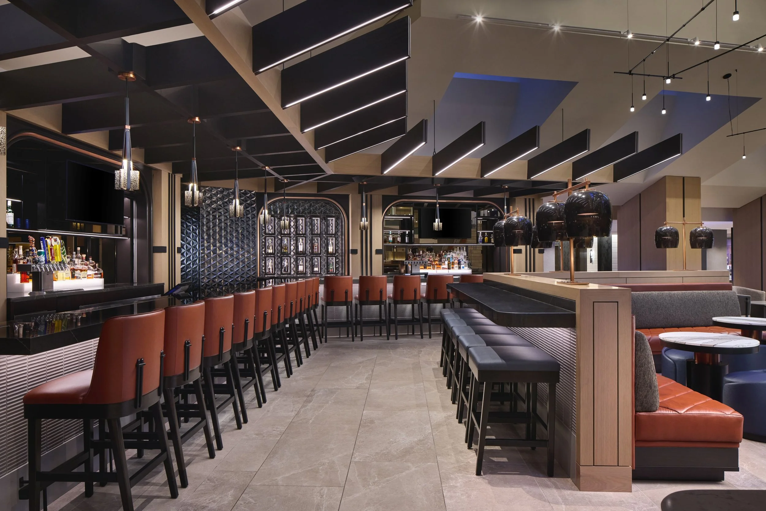 HR_WASRW_ Lobby_Bar.jpg