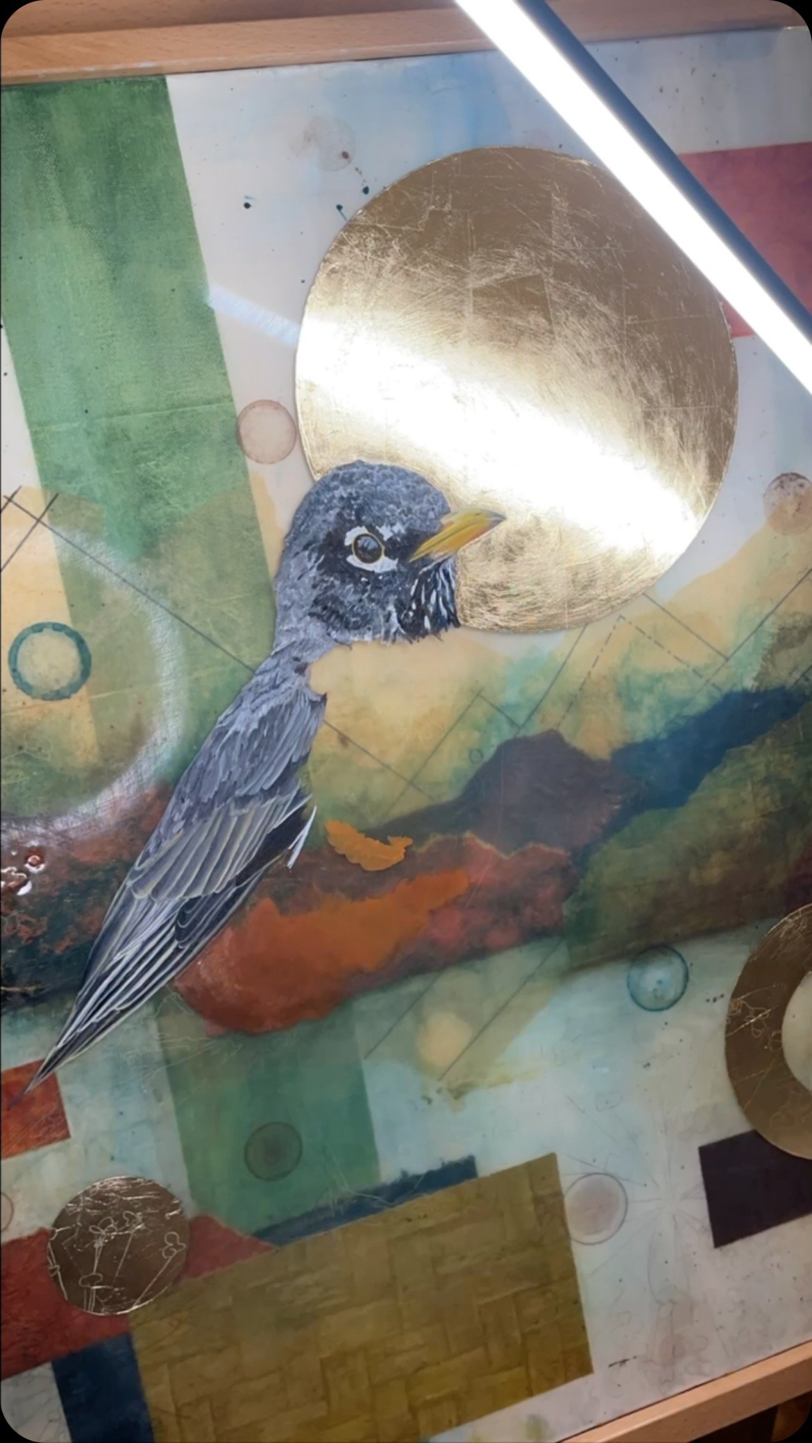 It took about 12.5 hours to paint the robin section of this 20”X24” piece titled “Messenger.” Here’s a look at the progress condensed into a little over a minute! Hope you enjoy! ๐ #timelapse #timelapsepainting #oilpain