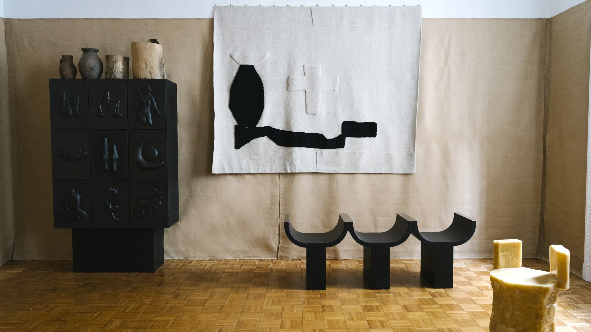 Rooms_EmmaScullyGallery_DSC_DS_0450.png