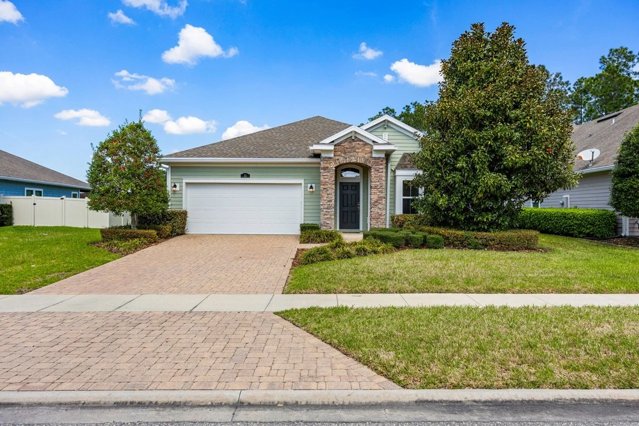 2 - exterior Large.jpeg