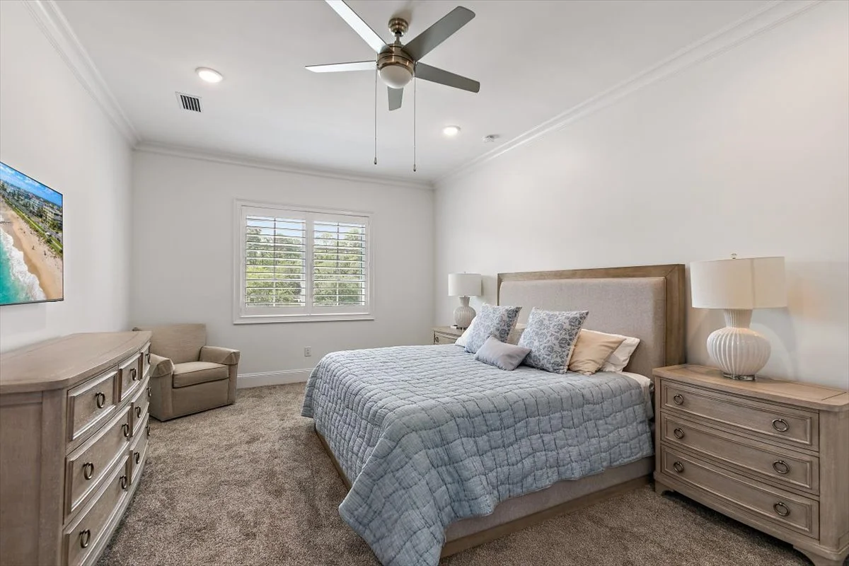 18-Primary Bedroom.jpg