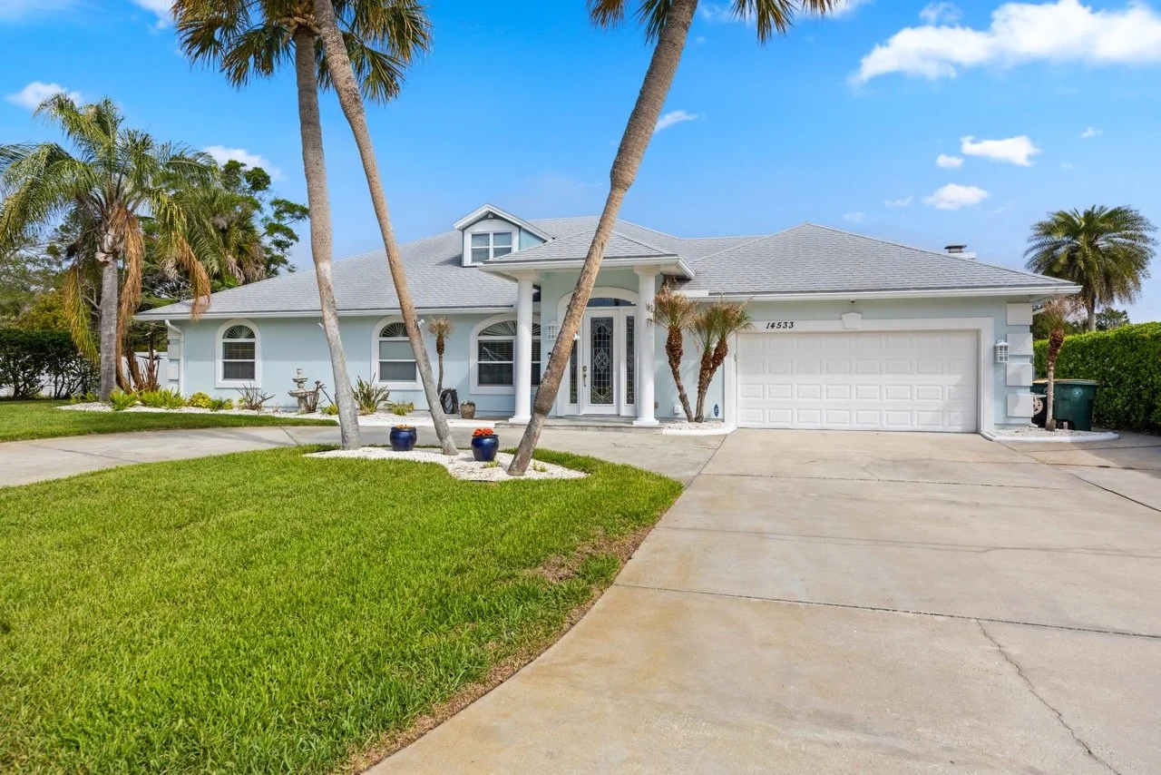 1 - exterior Large.jpeg