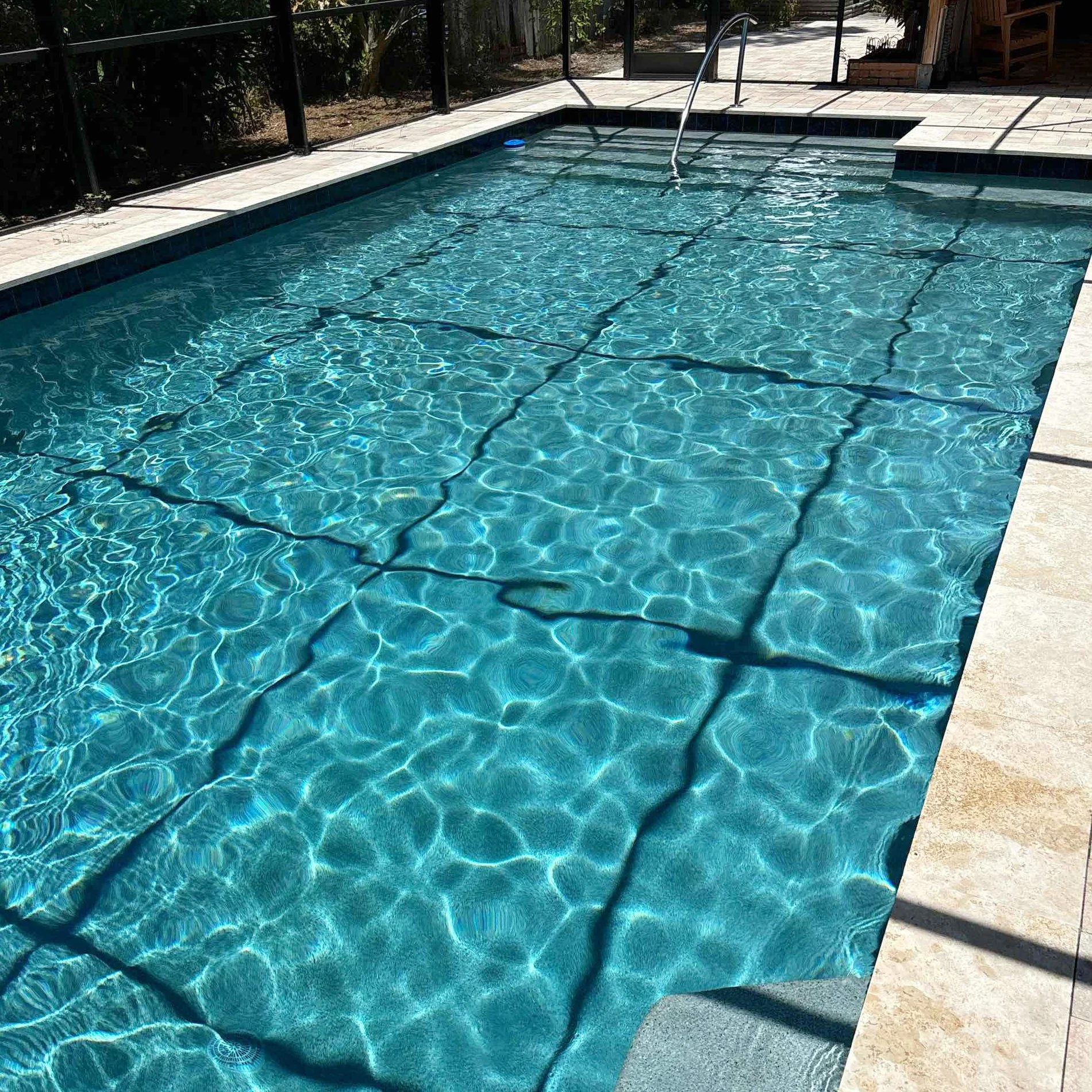 Pool1.jpg